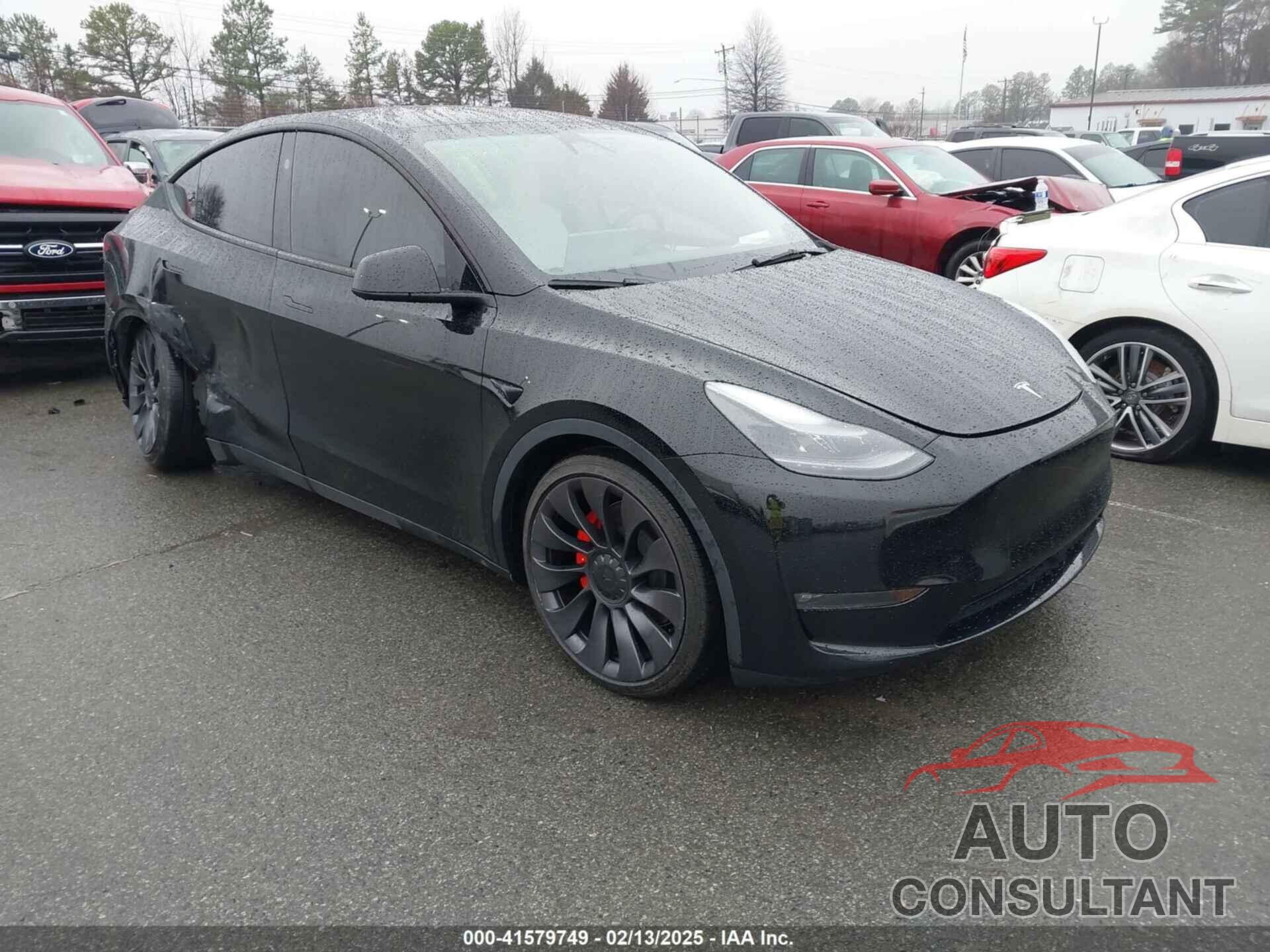 TESLA MODEL Y 2023 - 7SAYGDEF9PF862456