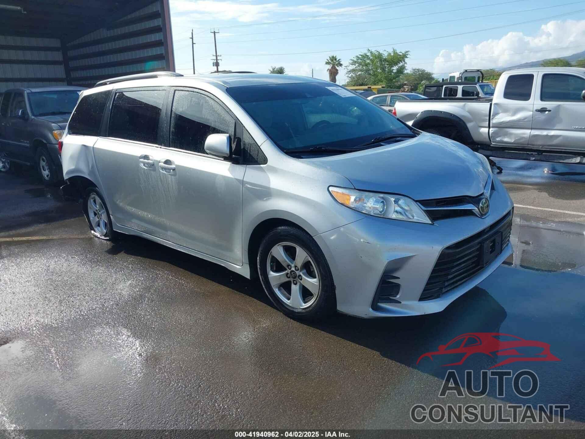 TOYOTA SIENNA 2020 - 5TDKZ3DC0LS052900