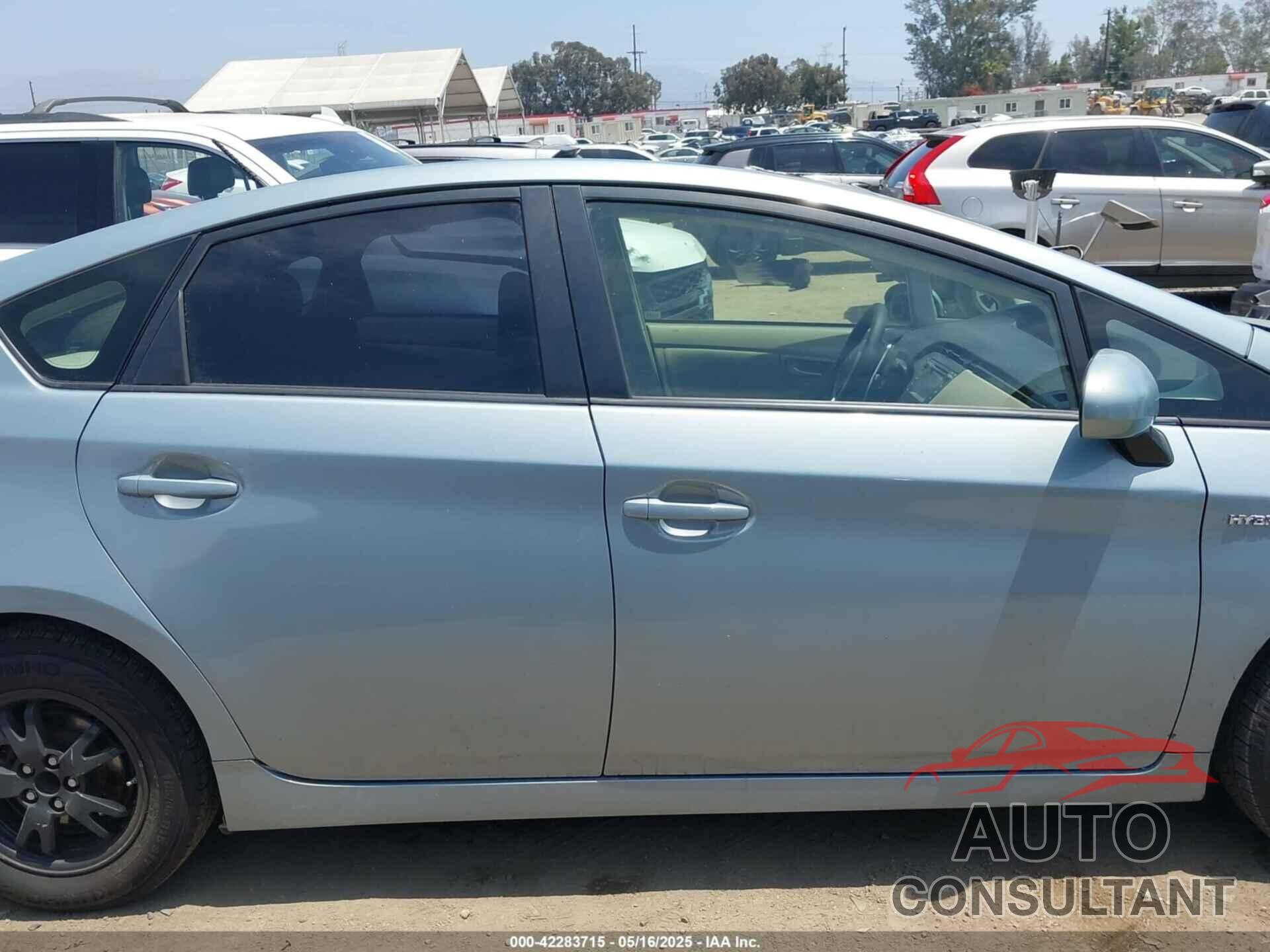 TOYOTA PRIUS 2015 - JTDKN3DUXF1950054