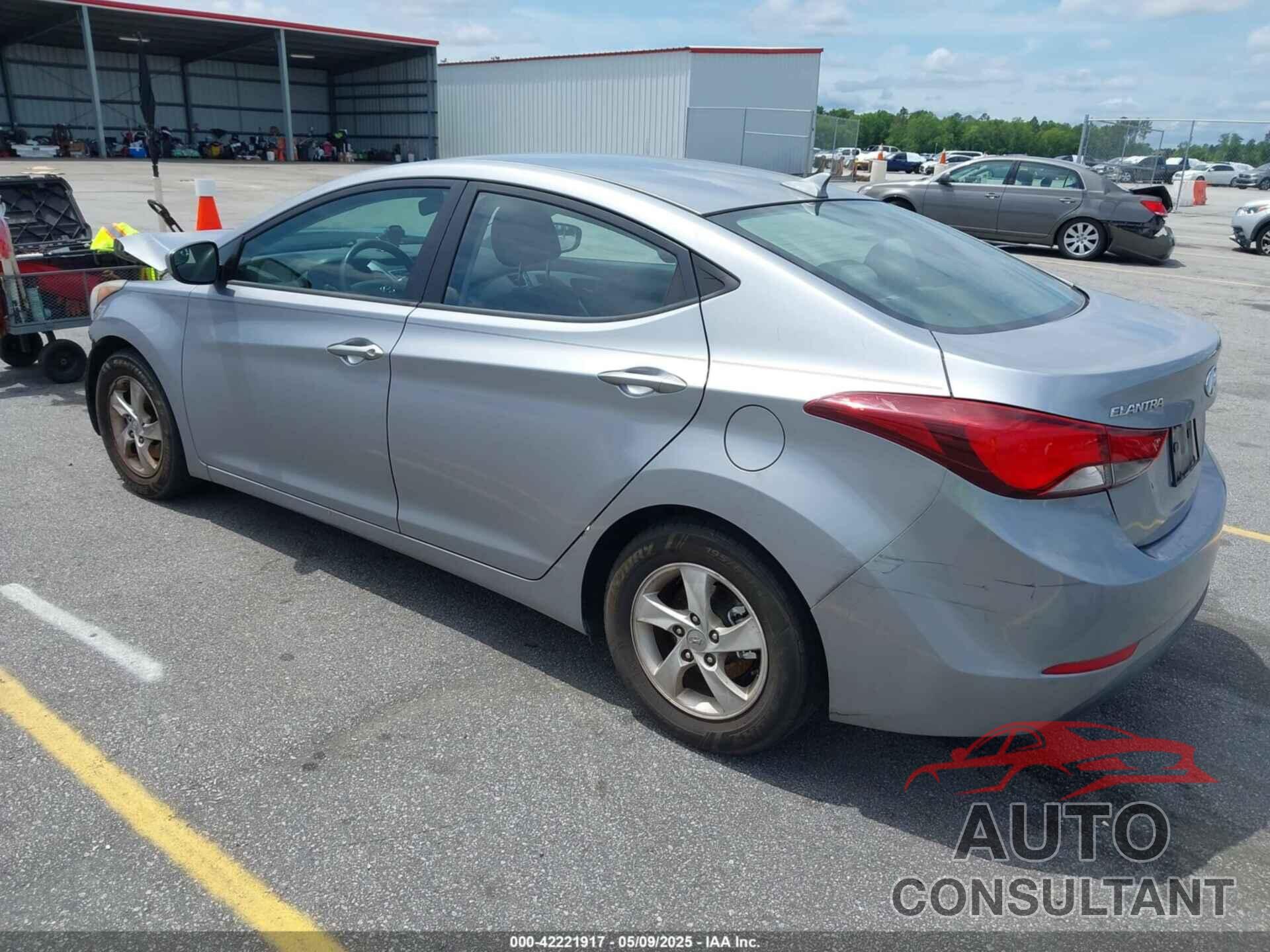 HYUNDAI ELANTRA 2015 - 5NPDH4AE6FH571077