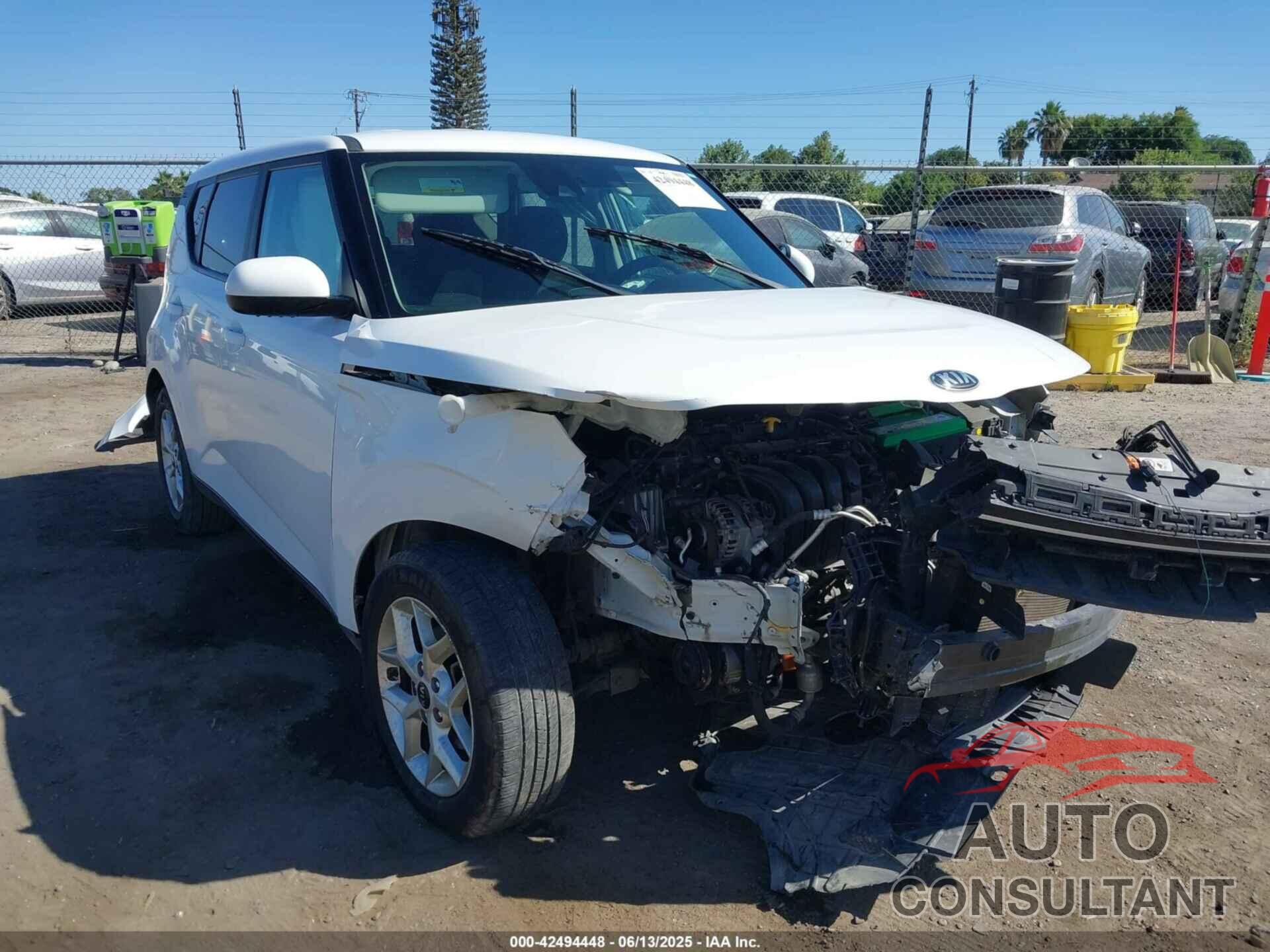 KIA SOUL 2020 - KNDJ23AU3L7038254