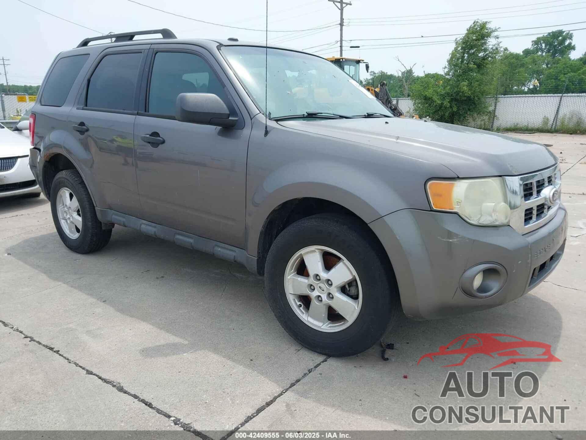 FORD ESCAPE 2010 - 1FMCU9DG1AKD06848