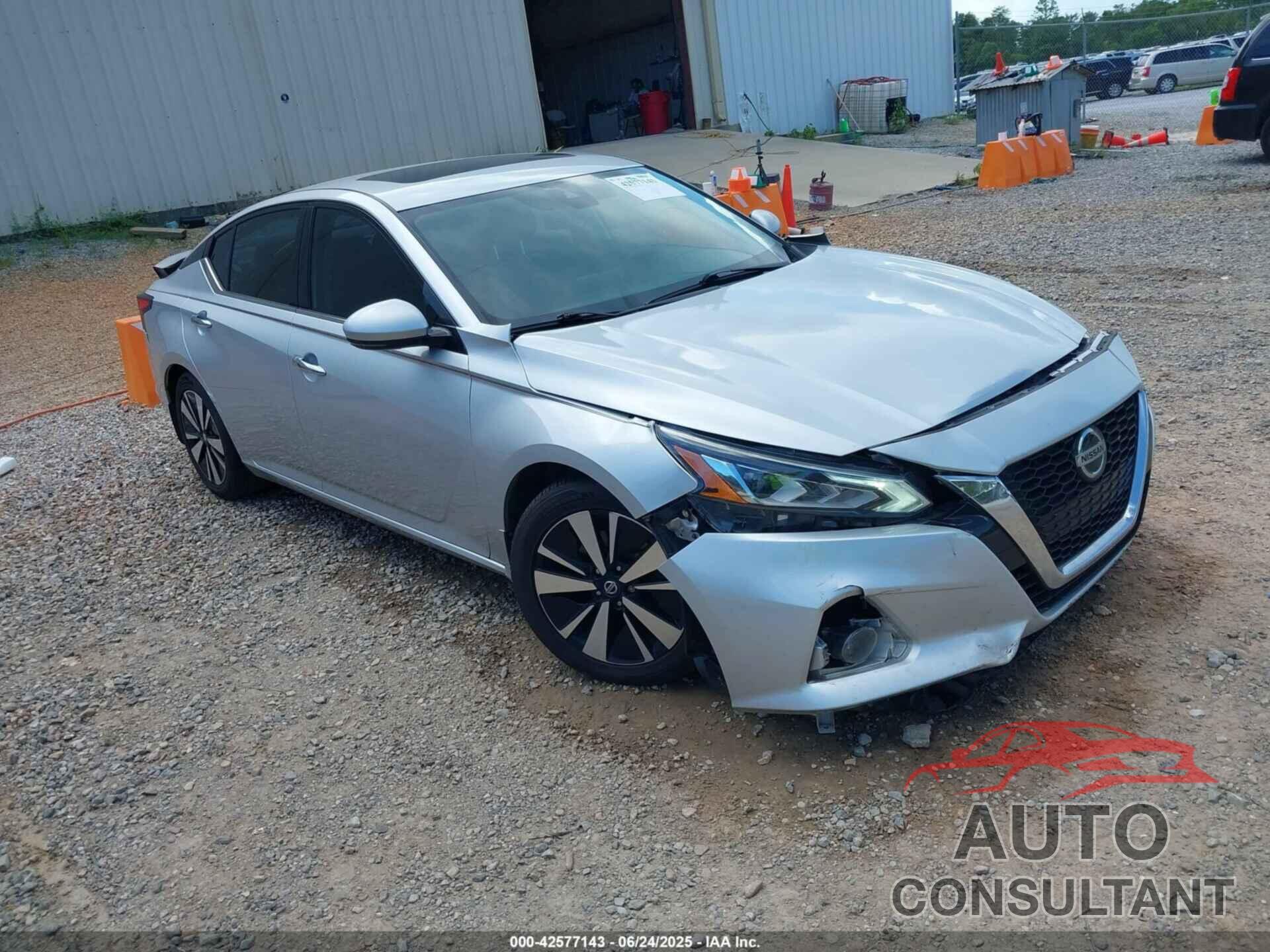 NISSAN ALTIMA 2019 - 1N4BL4EV3KC217870