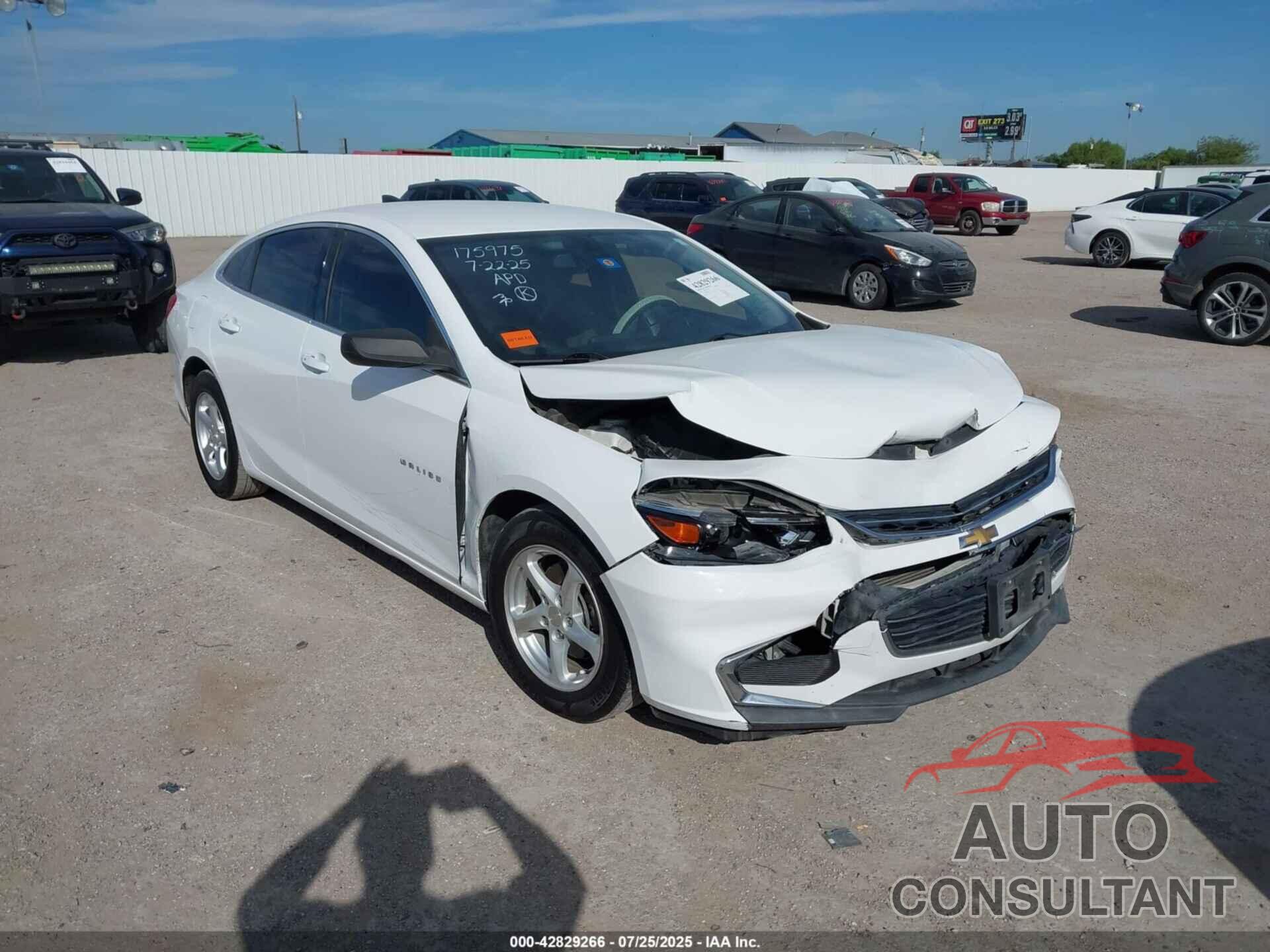 CHEVROLET MALIBU 2018 - 1G1ZB5ST1JF208031