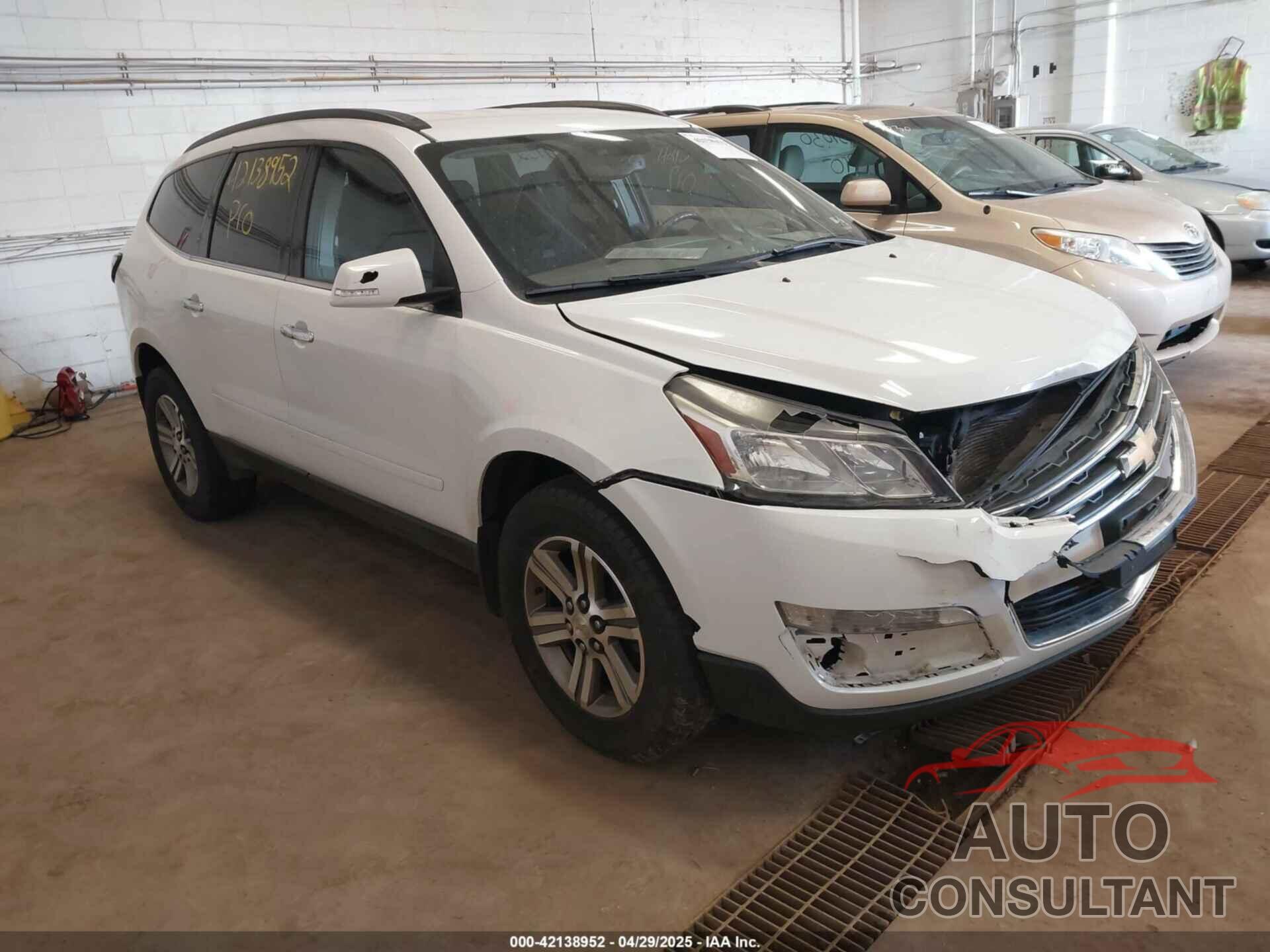 CHEVROLET TRAVERSE 2017 - 1GNKVHKD0HJ114196