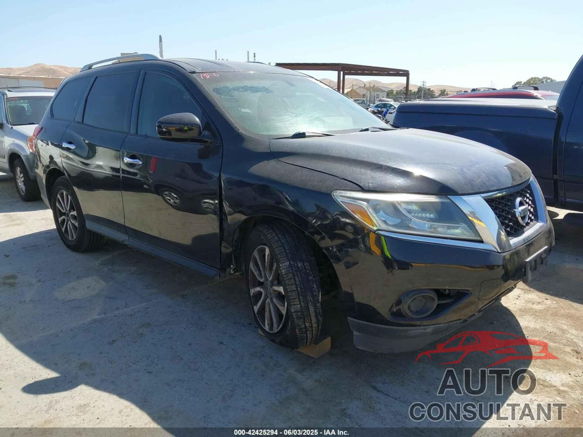 NISSAN PATHFINDER 2013 - 5N1AR2MM2DC623056