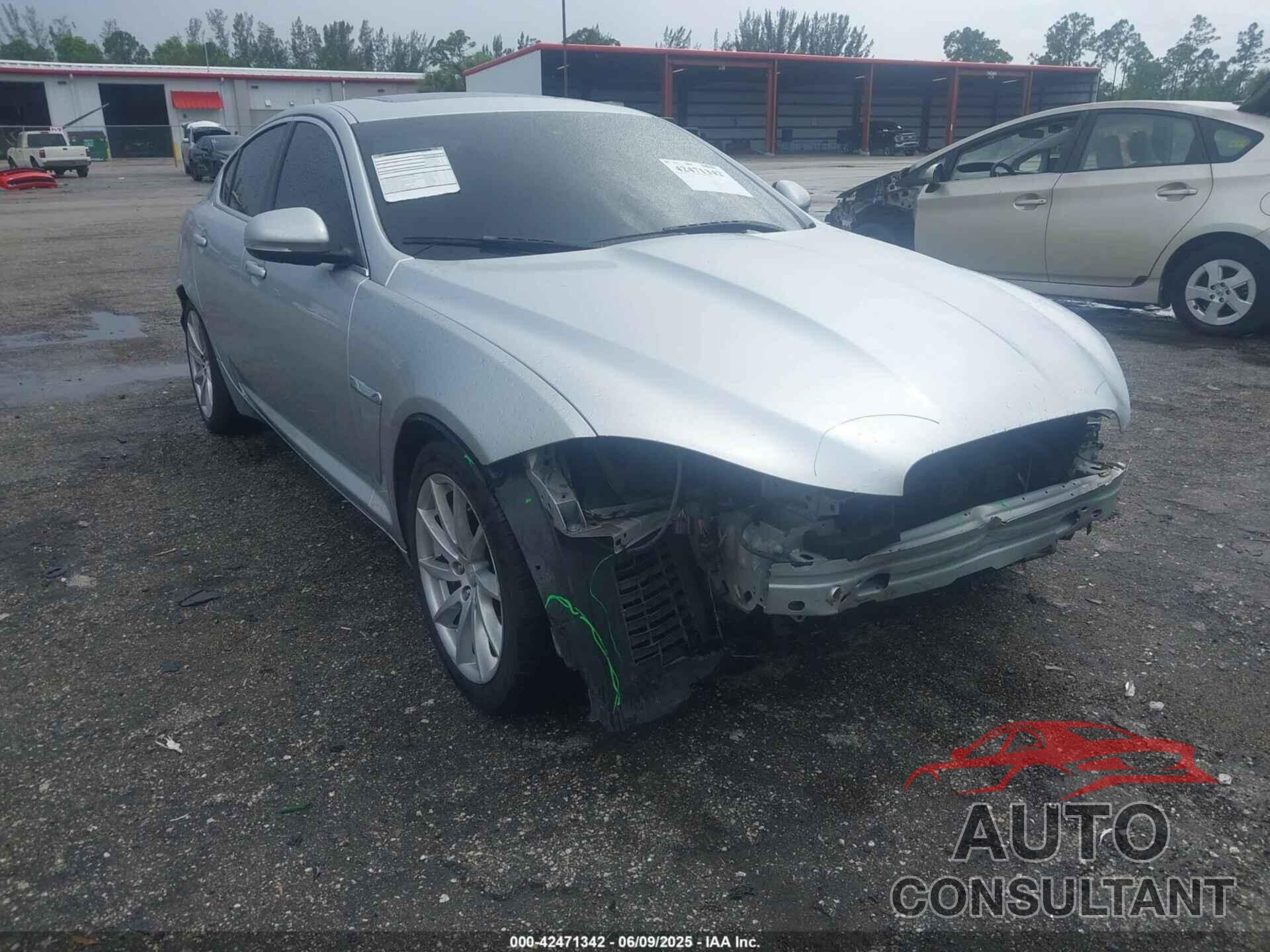 JAGUAR XF 2015 - SAJWA0FS7FPU73122