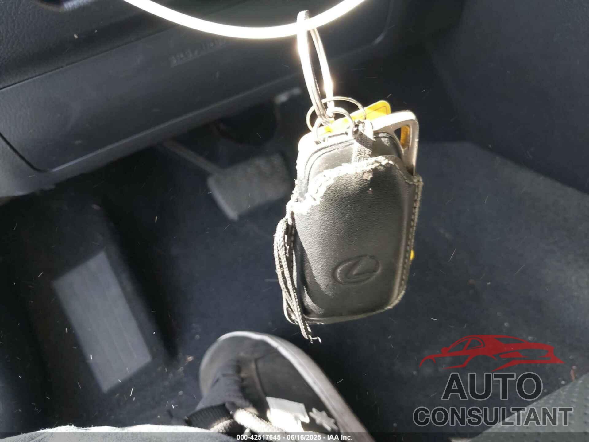 LEXUS NX 300H 2019 - JTJBJRBZ5K2117048