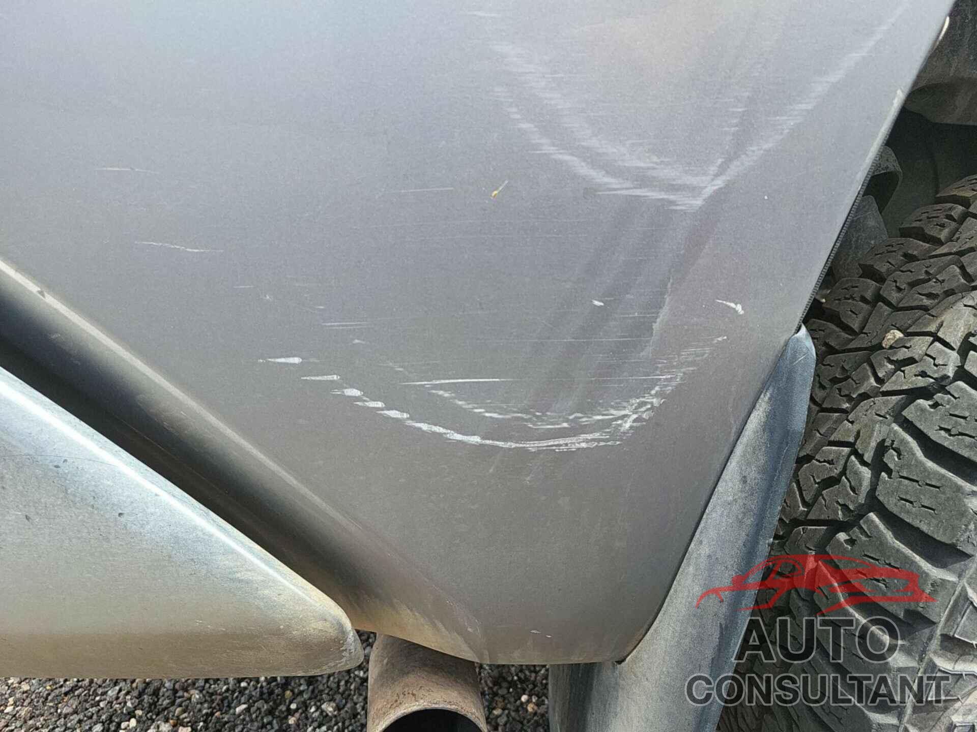 TOYOTA TUNDRA 2018 - 5TFDM5F11JX075804