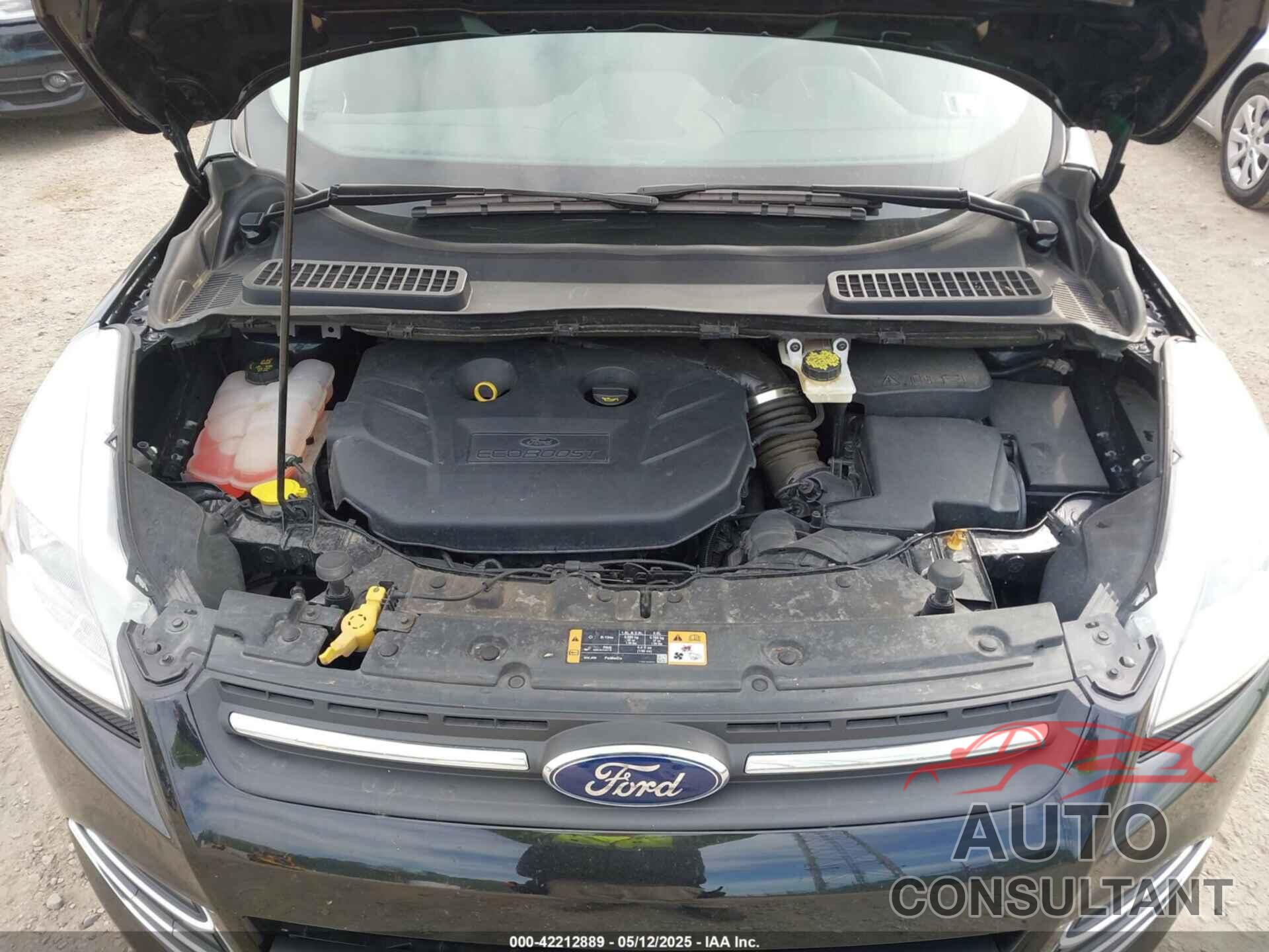 FORD ESCAPE 2016 - 1FMCU9G90GUB05288