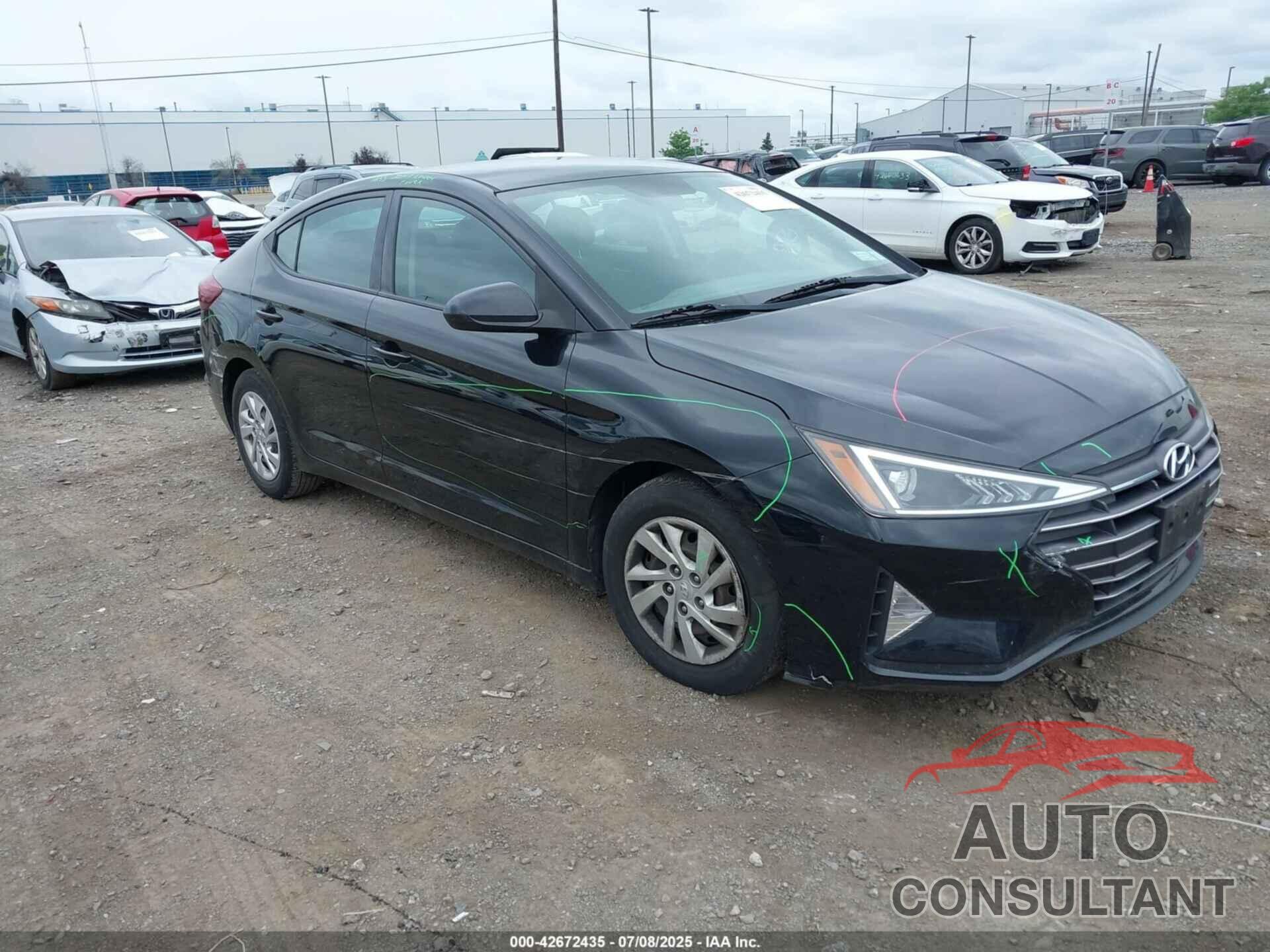 HYUNDAI ELANTRA 2019 - 5NPD74LFXKH434890