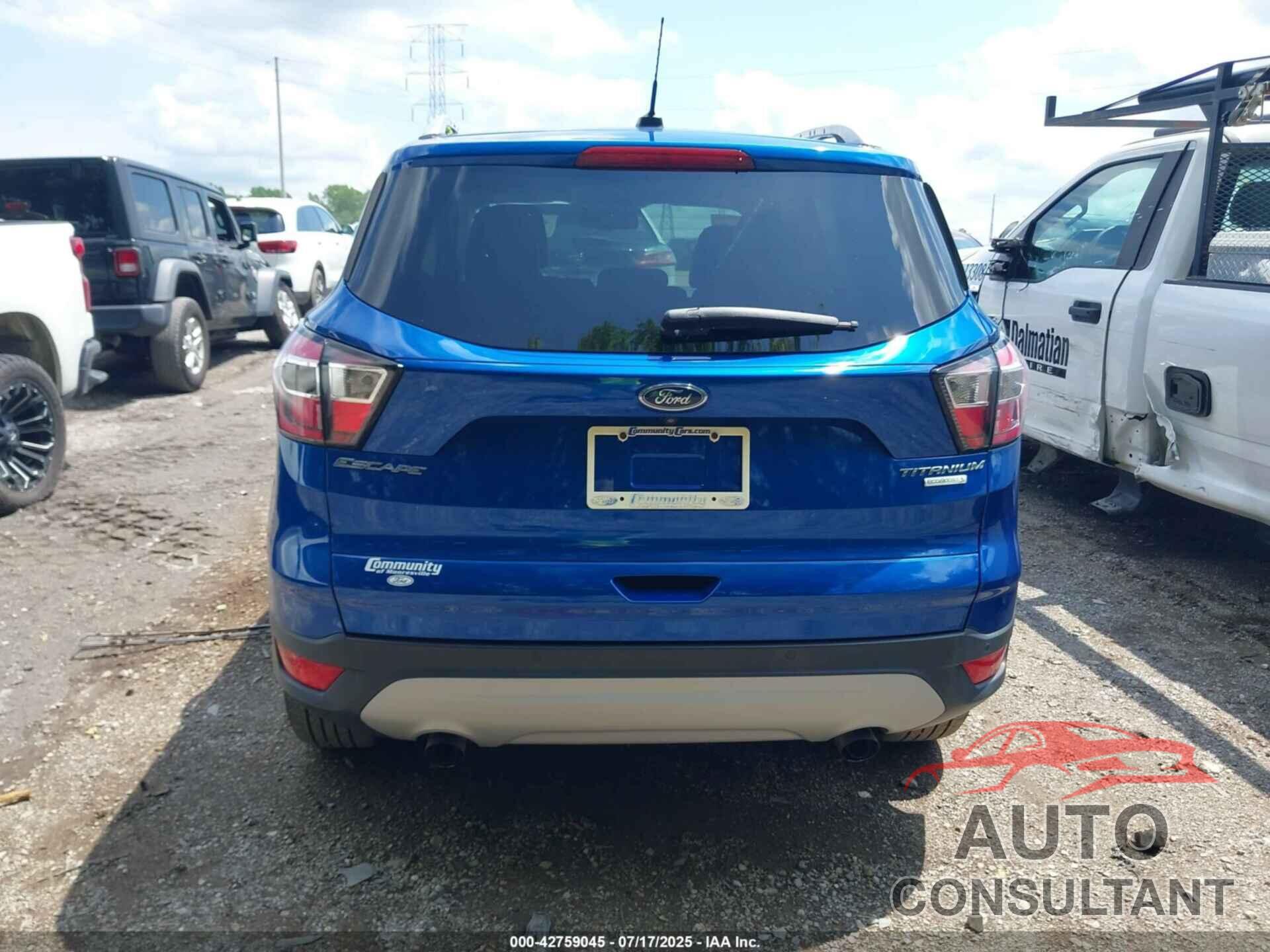 FORD ESCAPE 2017 - 1FMCU0JD7HUC21744