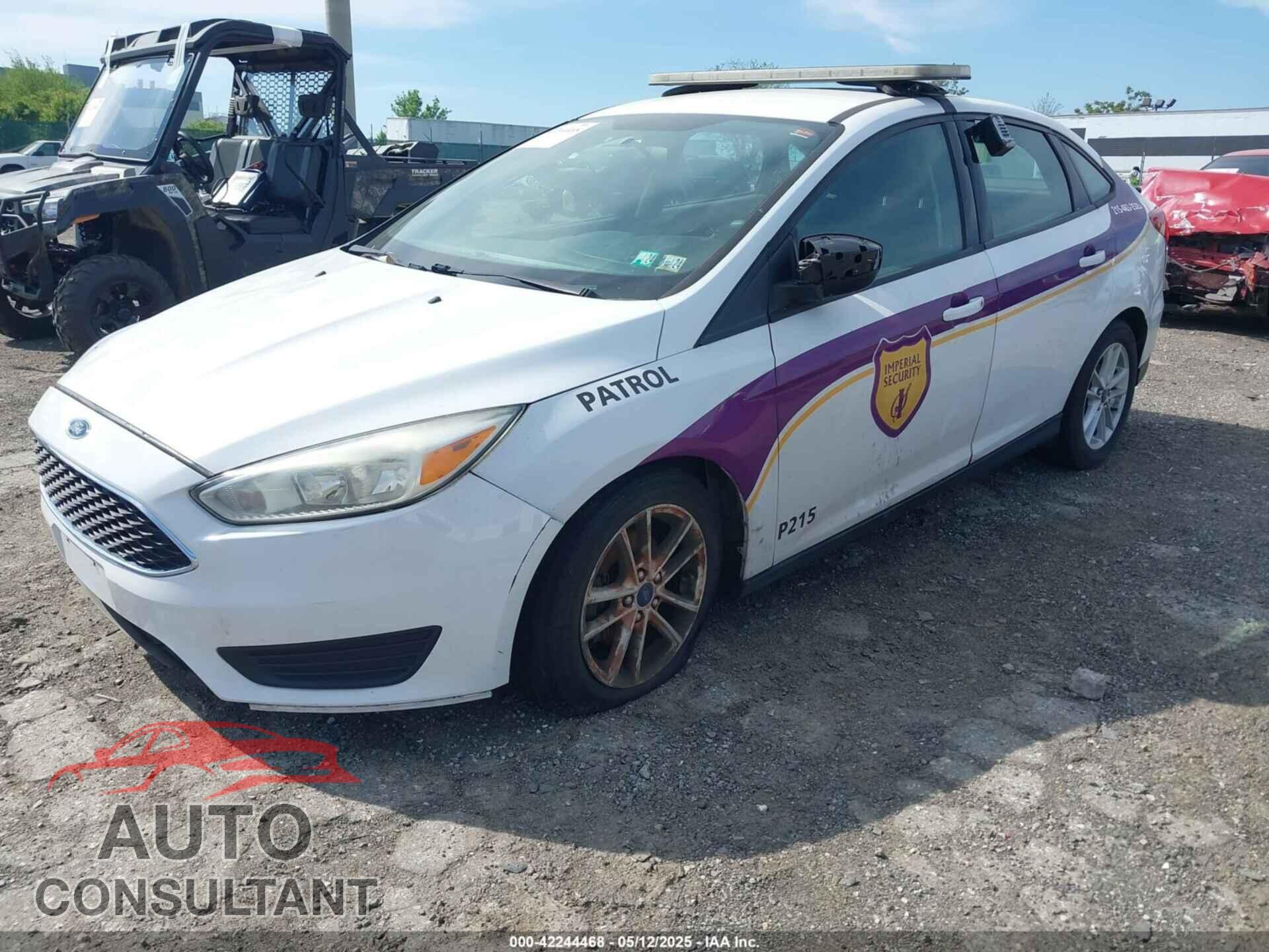 FORD FOCUS 2015 - 1FADP3F26FL372284