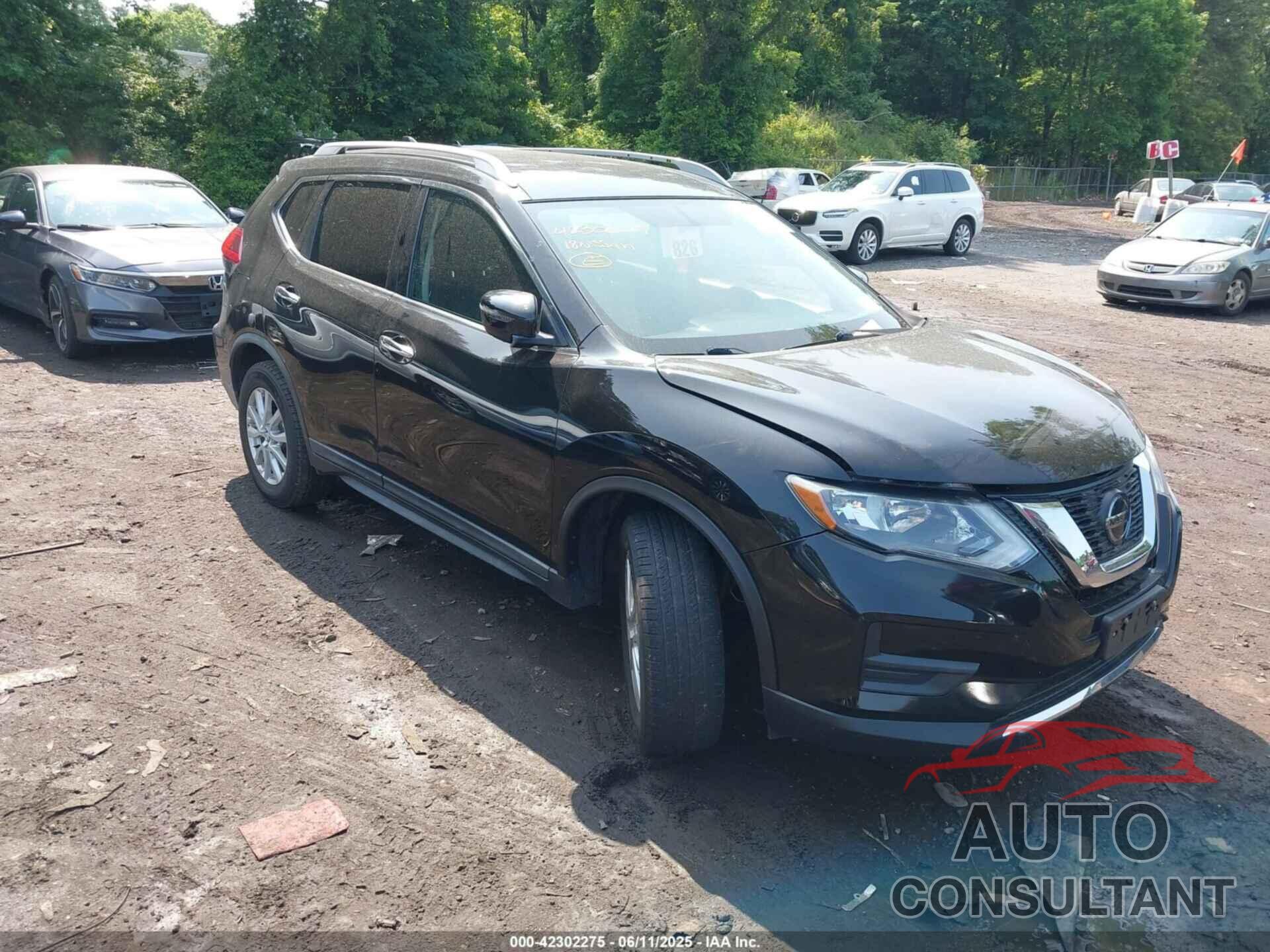 NISSAN ROGUE 2018 - KNMAT2MV6JP561051