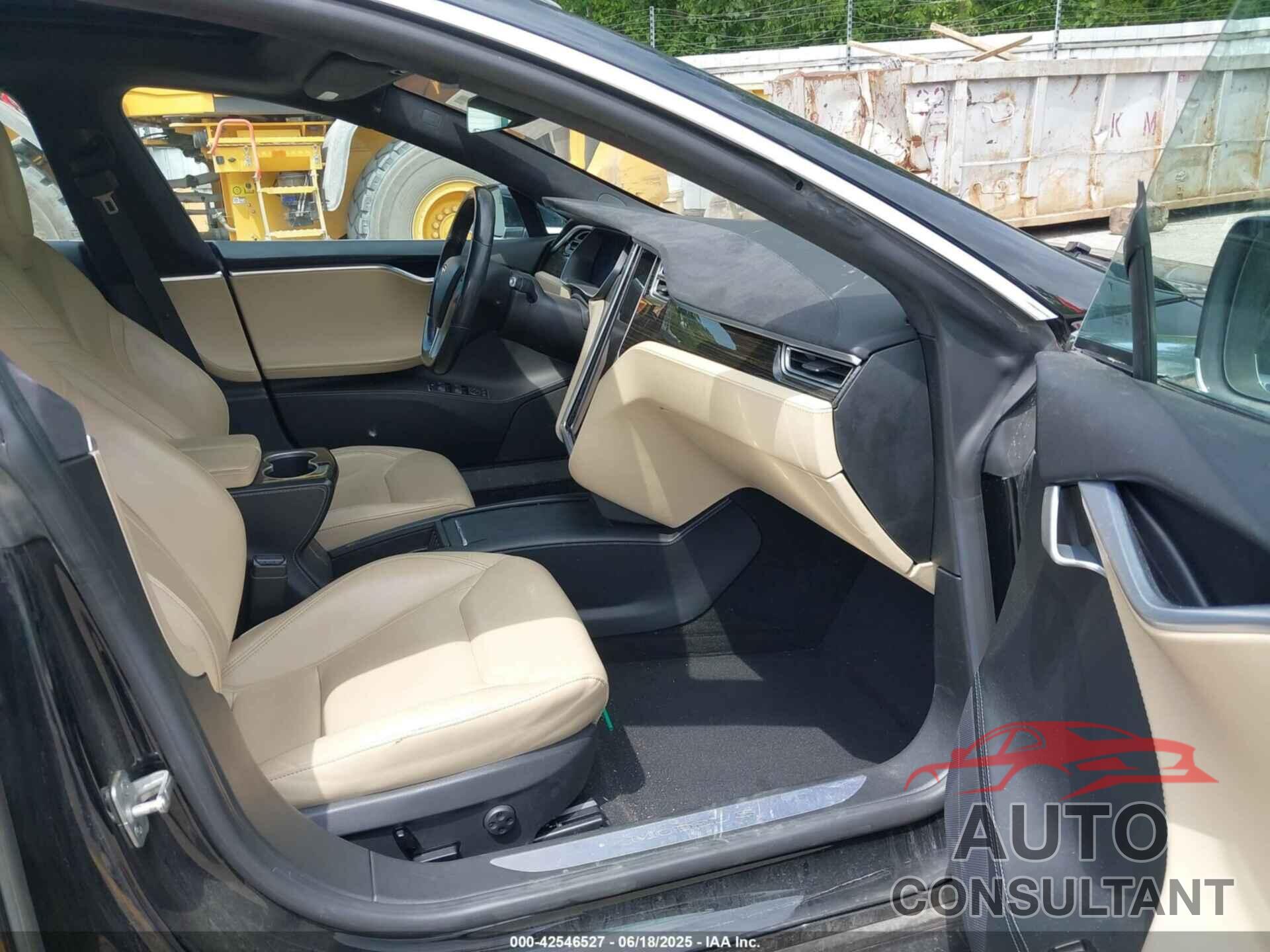 TESLA MODEL S 2016 - 5YJSA1E47GF136449