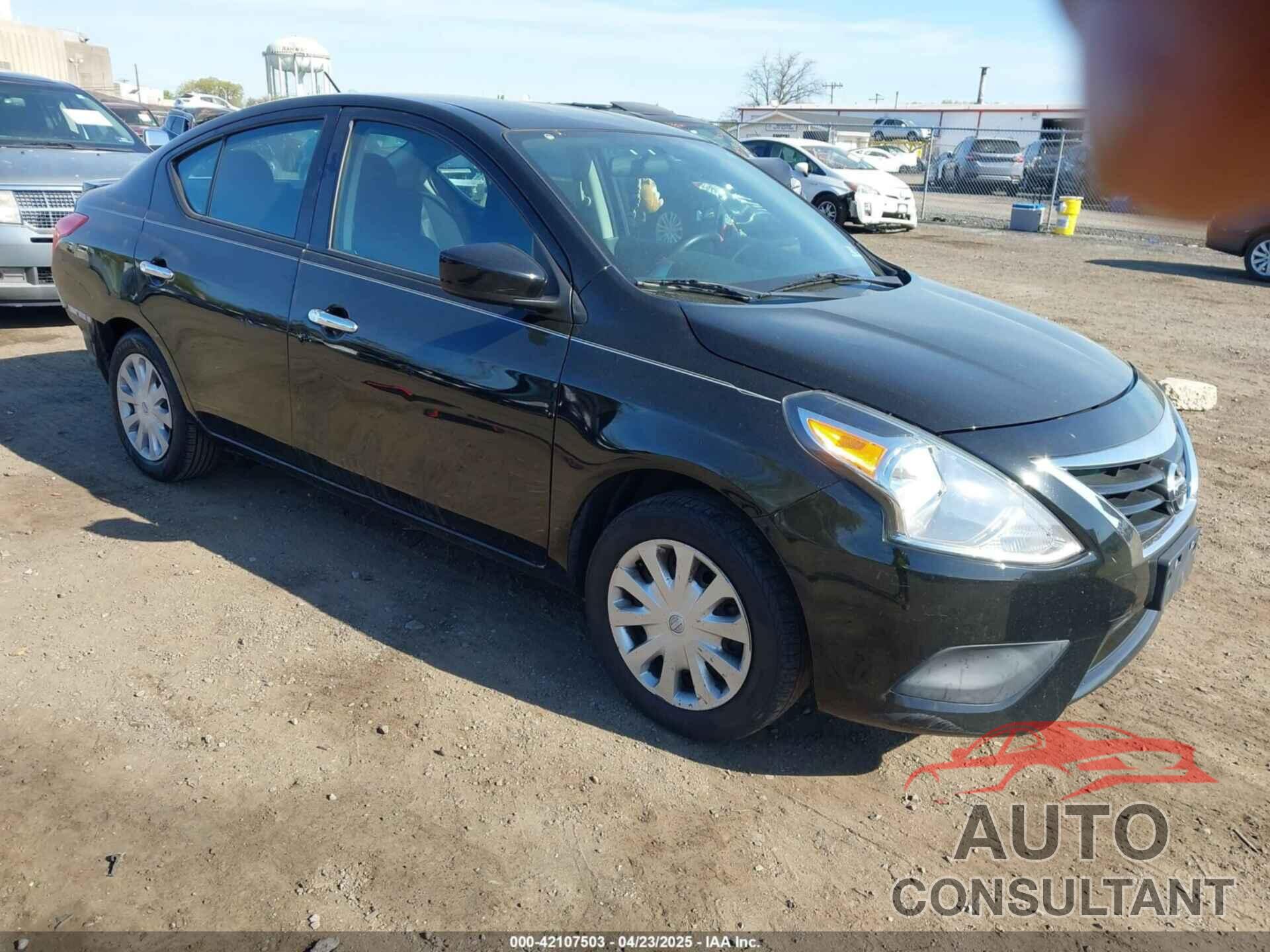 NISSAN VERSA 2015 - 3N1CN7AP1FL911987