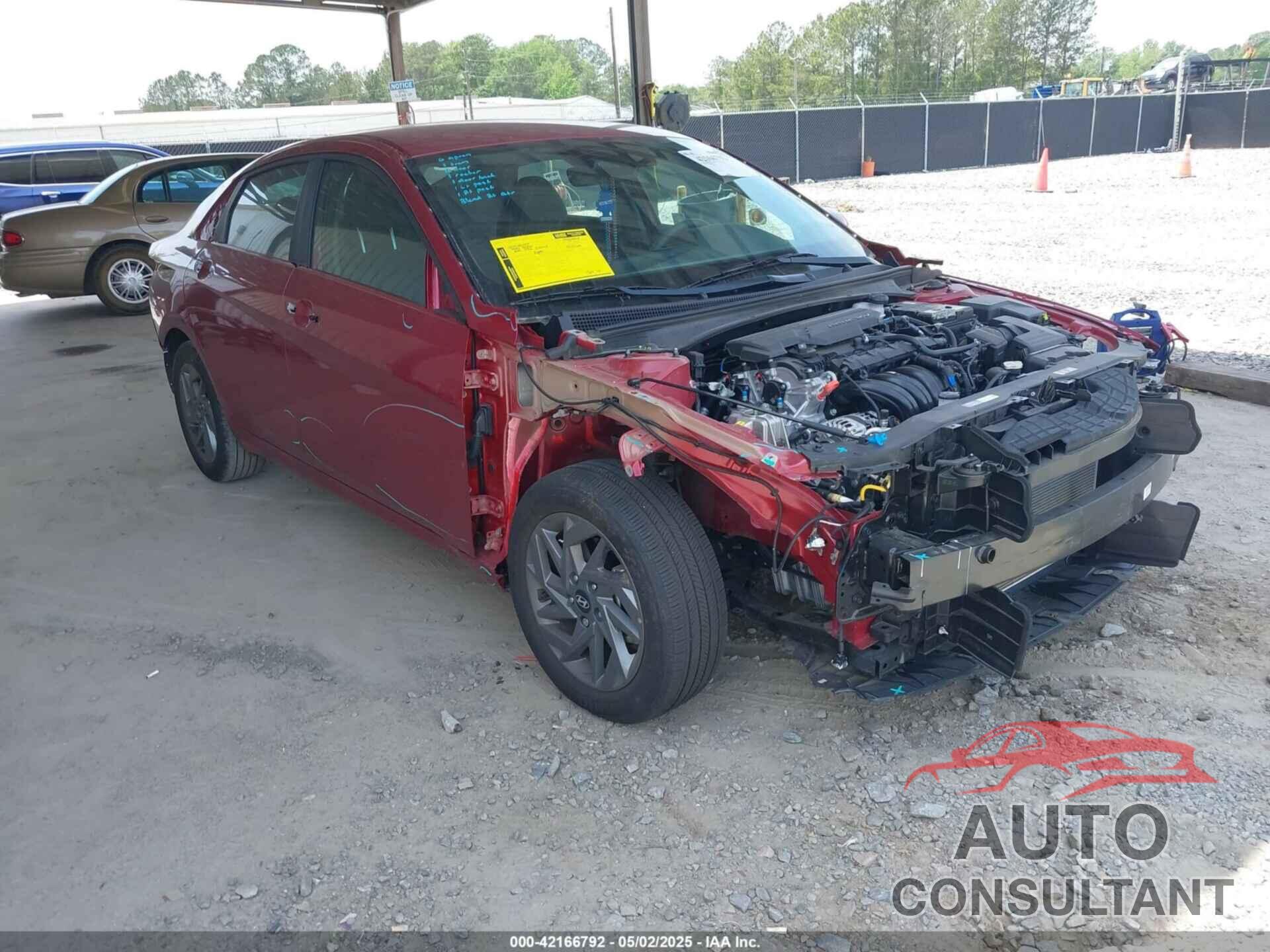 HYUNDAI ELANTRA 2024 - KMHLM4DG4RU798584