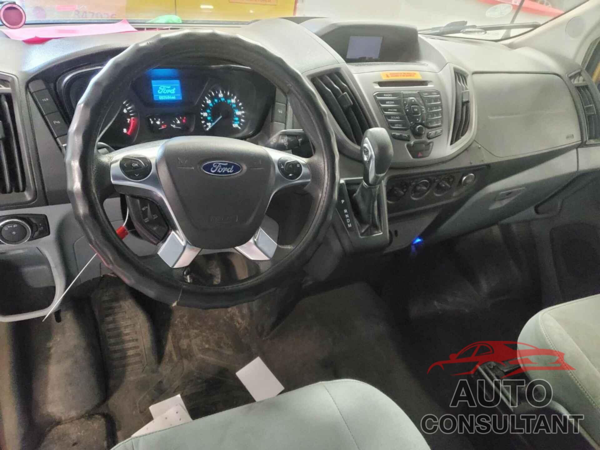 FORD TRANSIT 2019 - 1FTYR3XM6KKA24894
