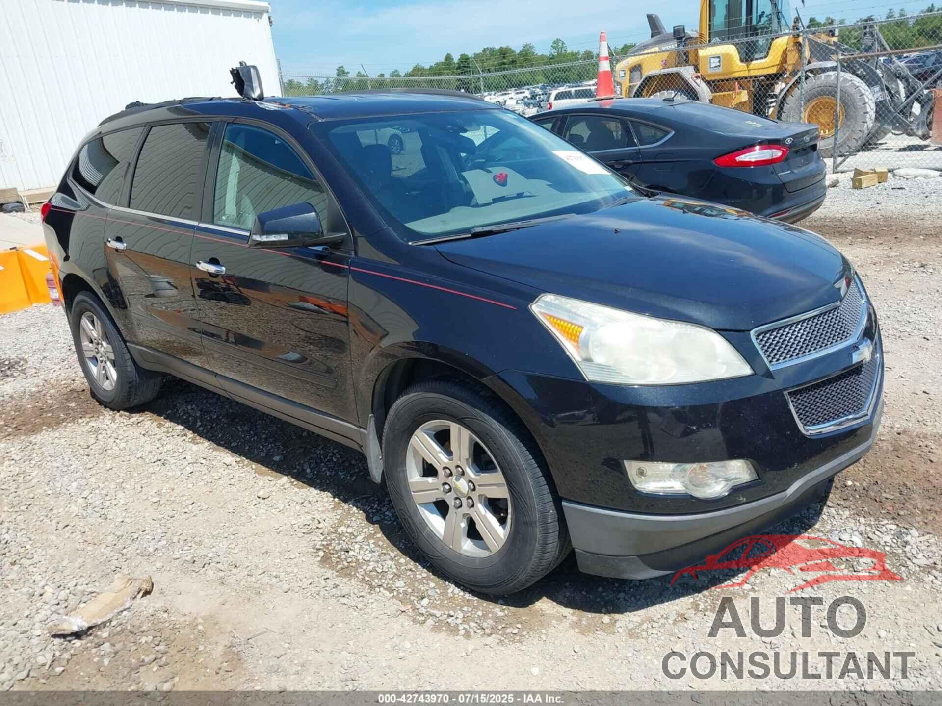 CHEVROLET TRAVERSE 2011 - 1GNKRGED5BJ171480