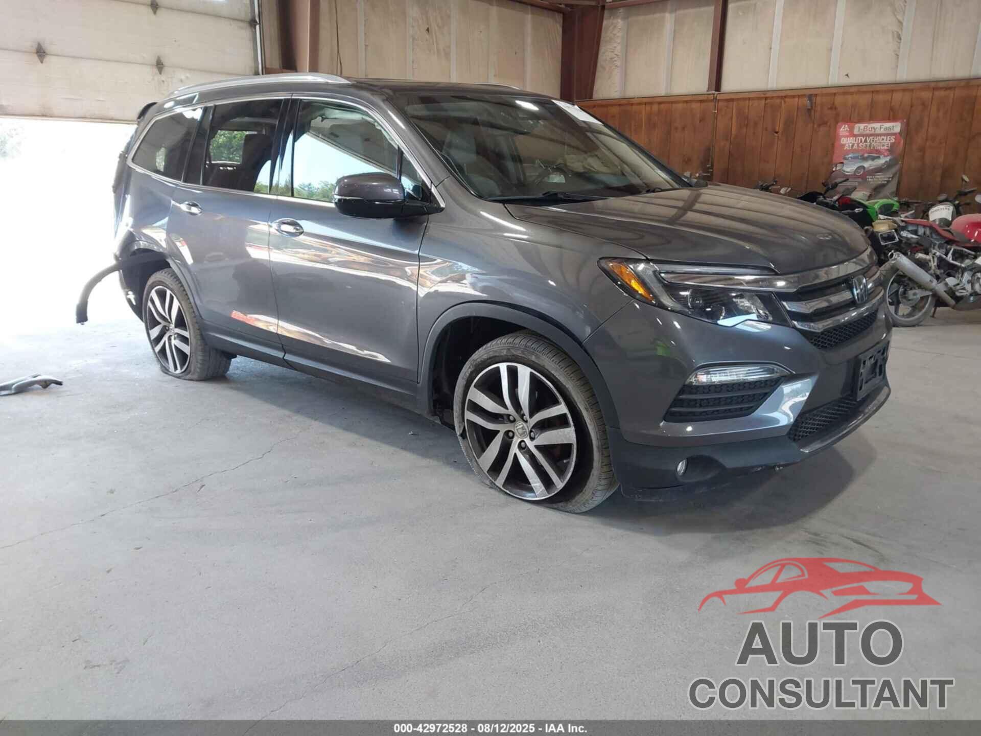 HONDA PILOT 2017 - 5FNYF6H09HB100801
