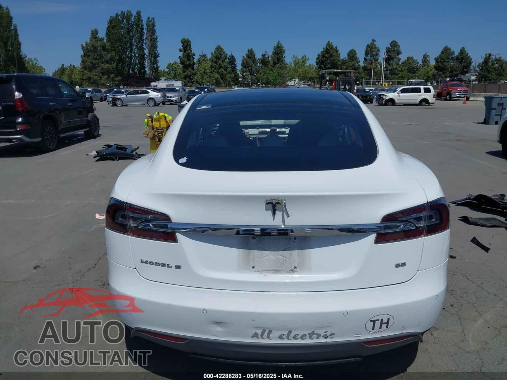 TESLA MODEL S 2014 - 5YJSA1H10EFP54064
