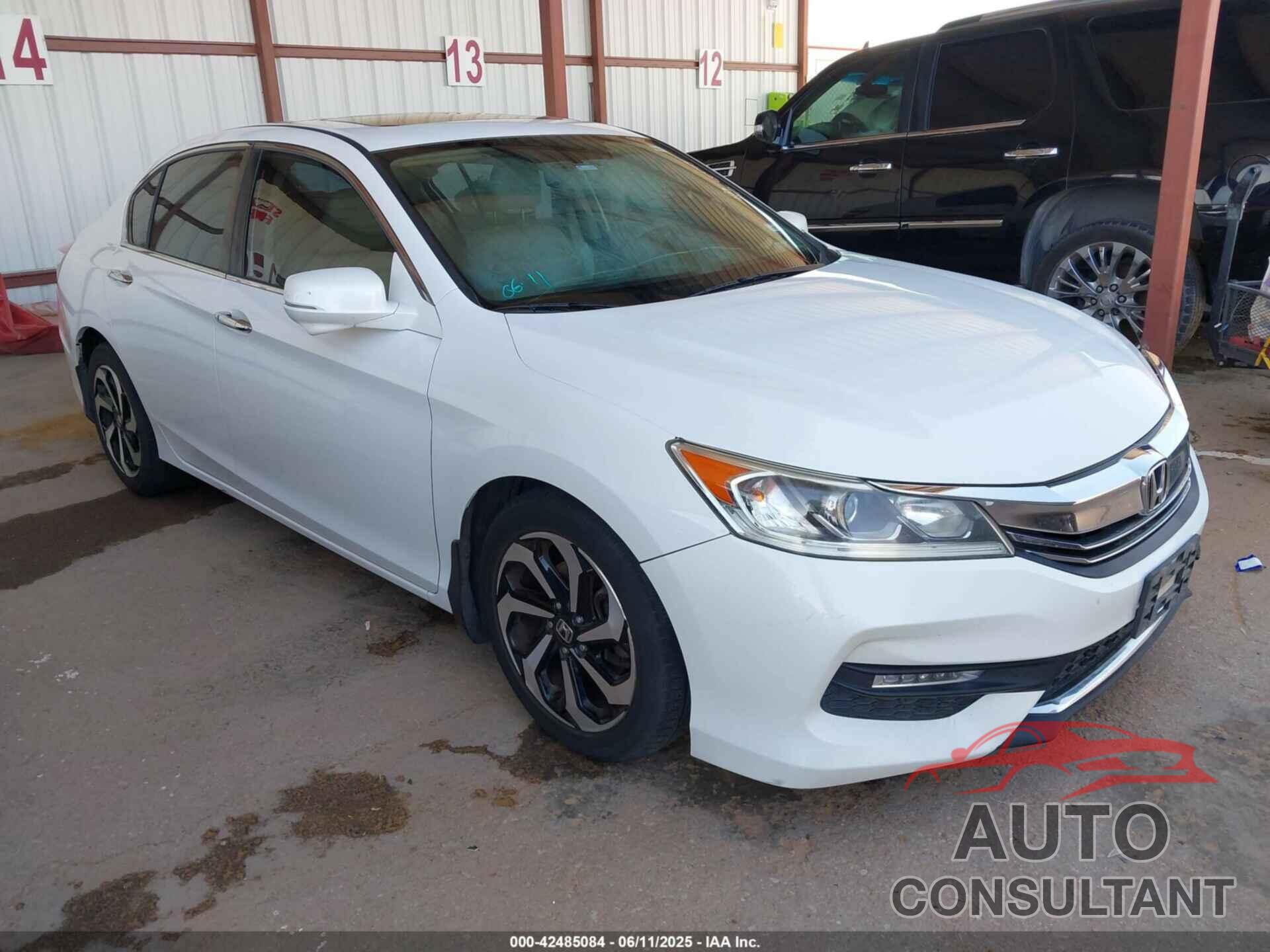 HONDA ACCORD 2016 - 1HGCR2F86GA161504