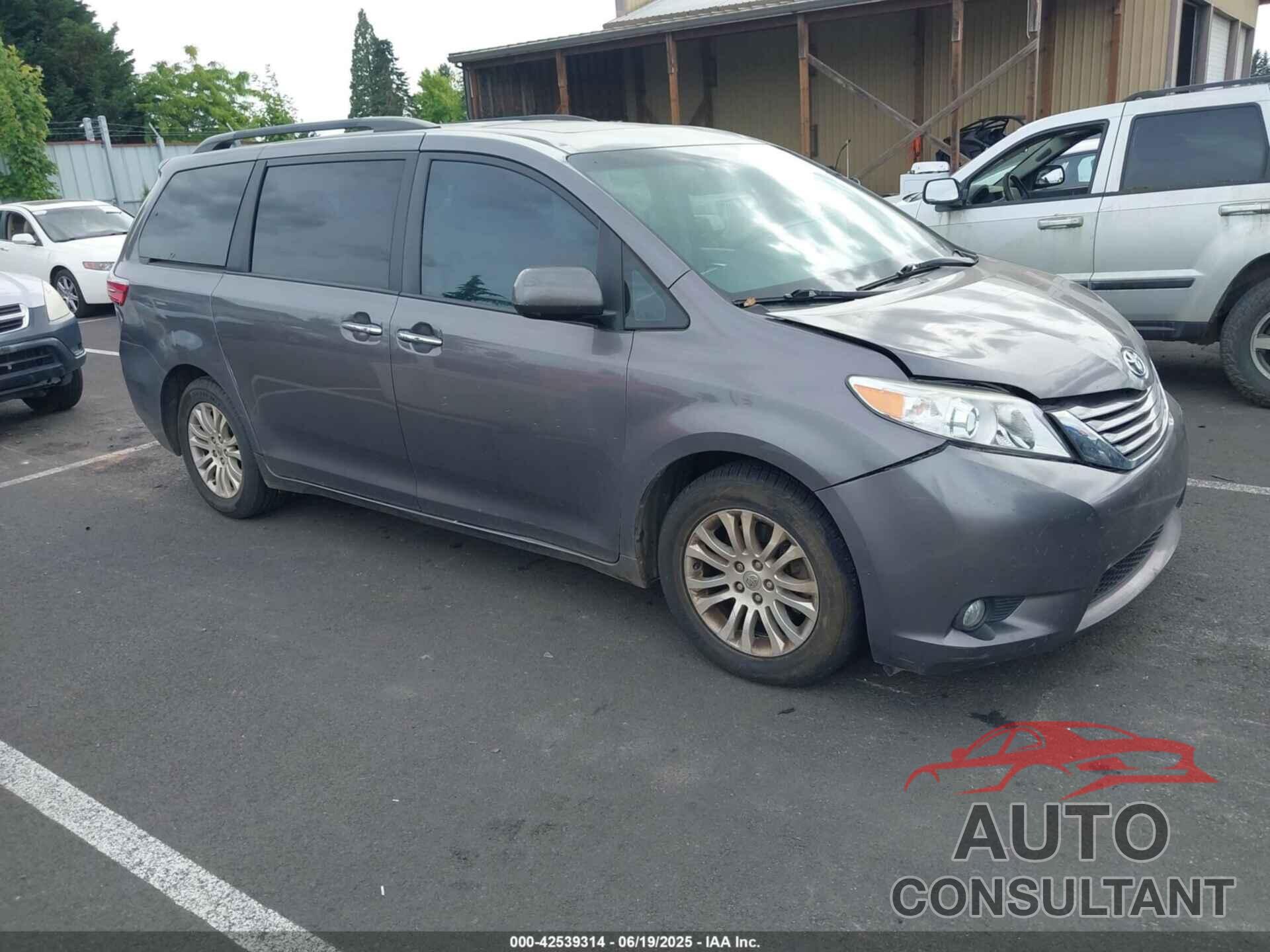 TOYOTA SIENNA 2016 - 5TDYK3DC5GS726222