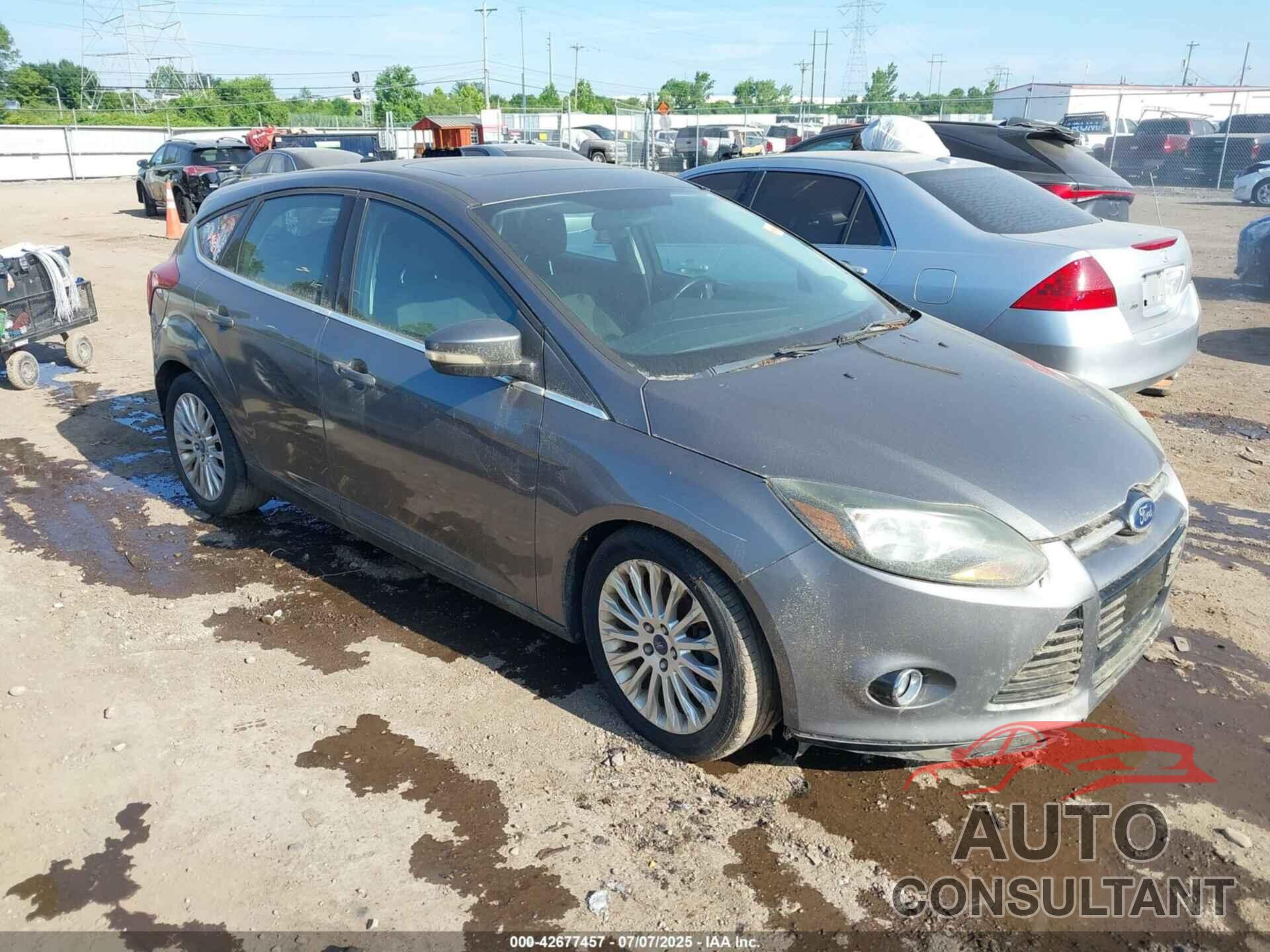 FORD FOCUS 2012 - 1FAHP3N29CL102447