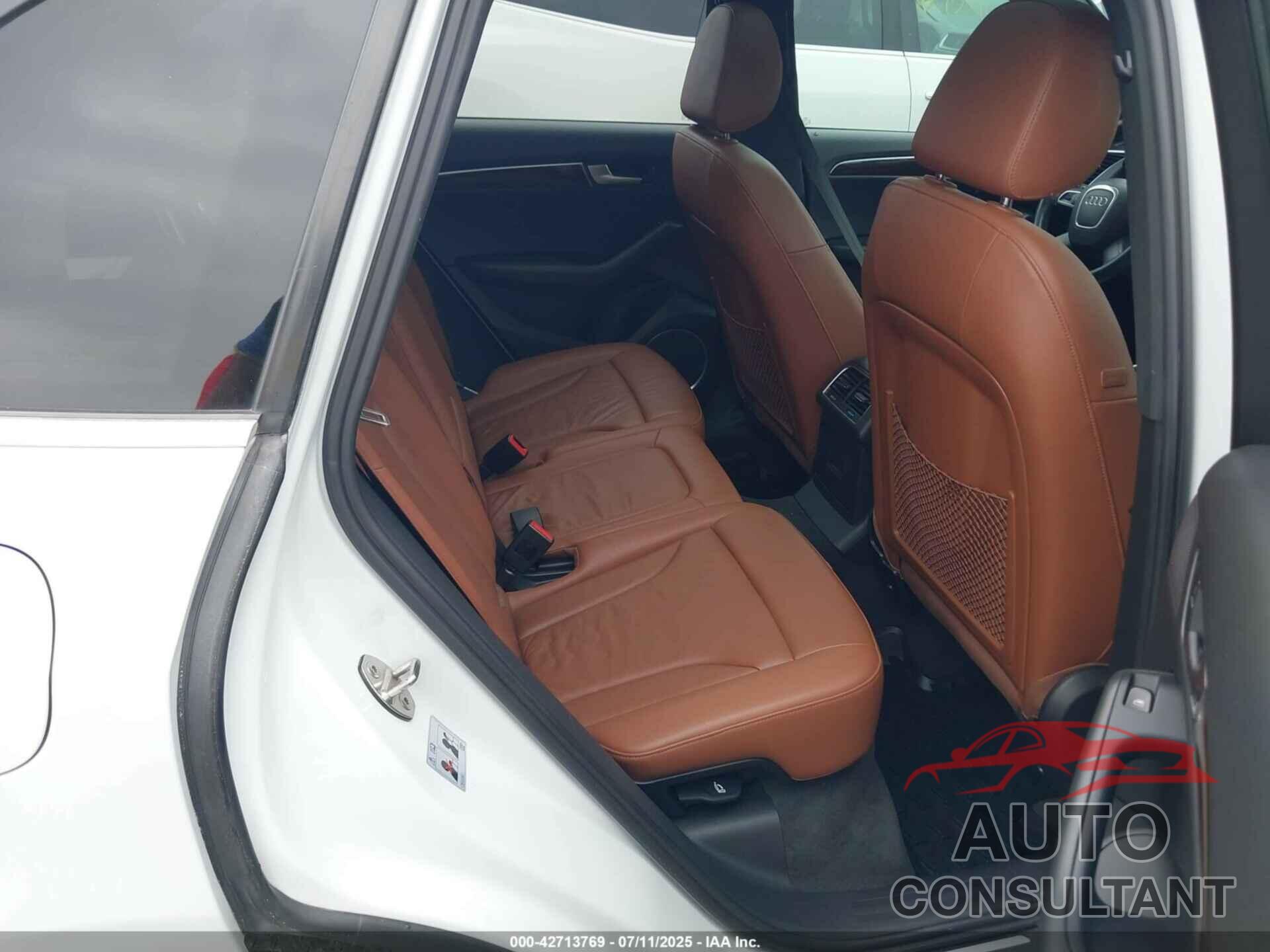 AUDI Q5 2012 - WA1LFAFP0CA139057