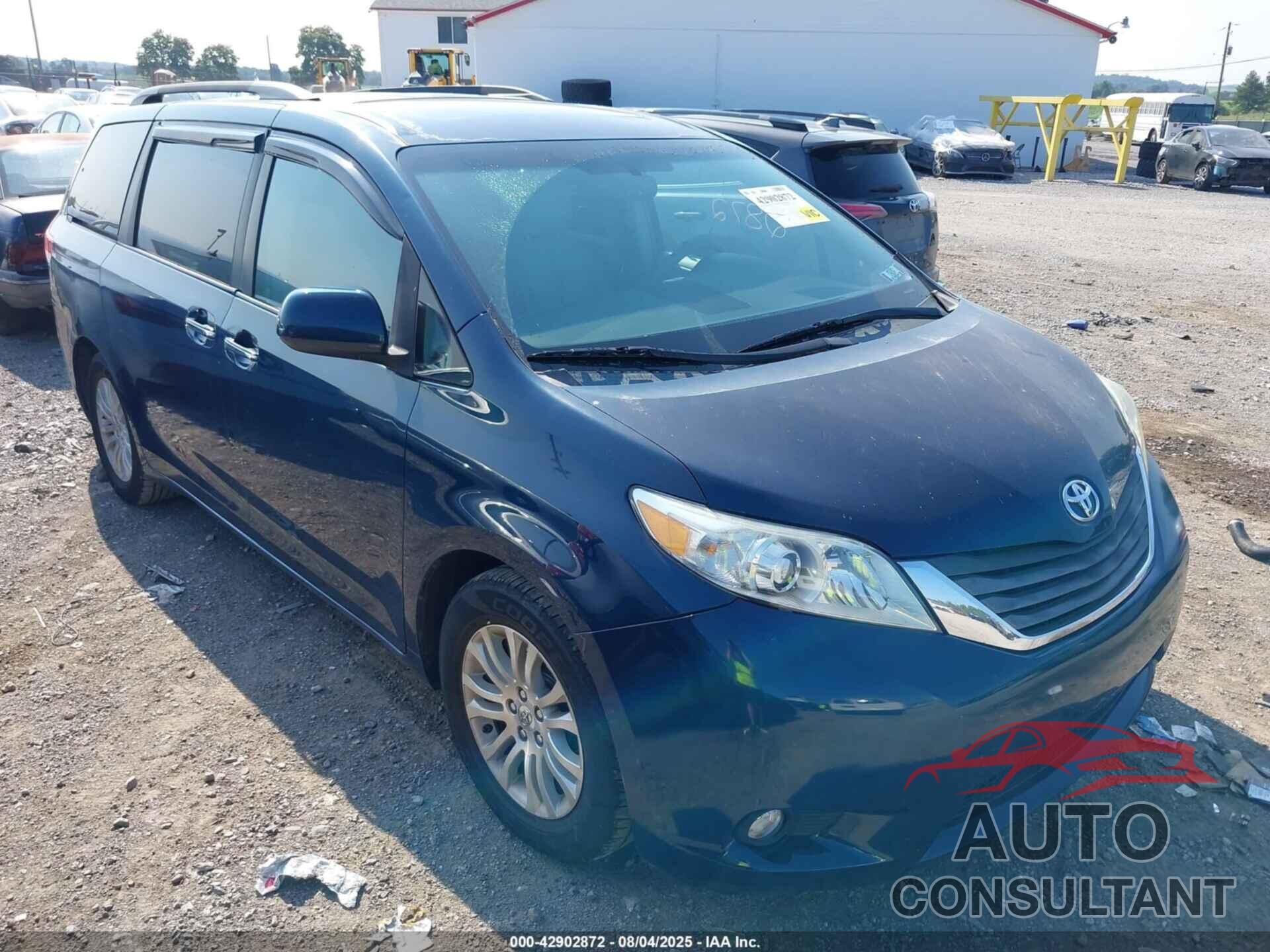 TOYOTA SIENNA 2011 - 5TDYK3DC1BS035231