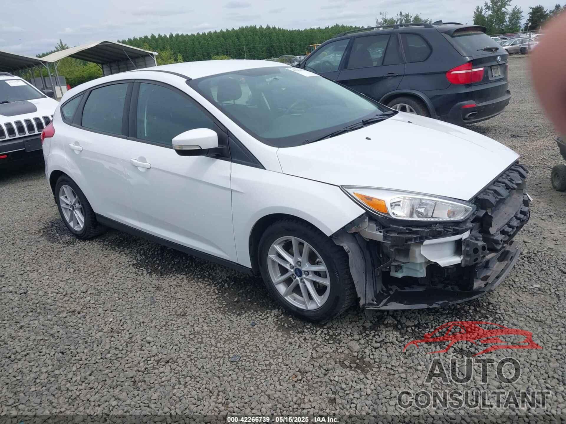 FORD FOCUS 2018 - 1FADP3K21JL279249