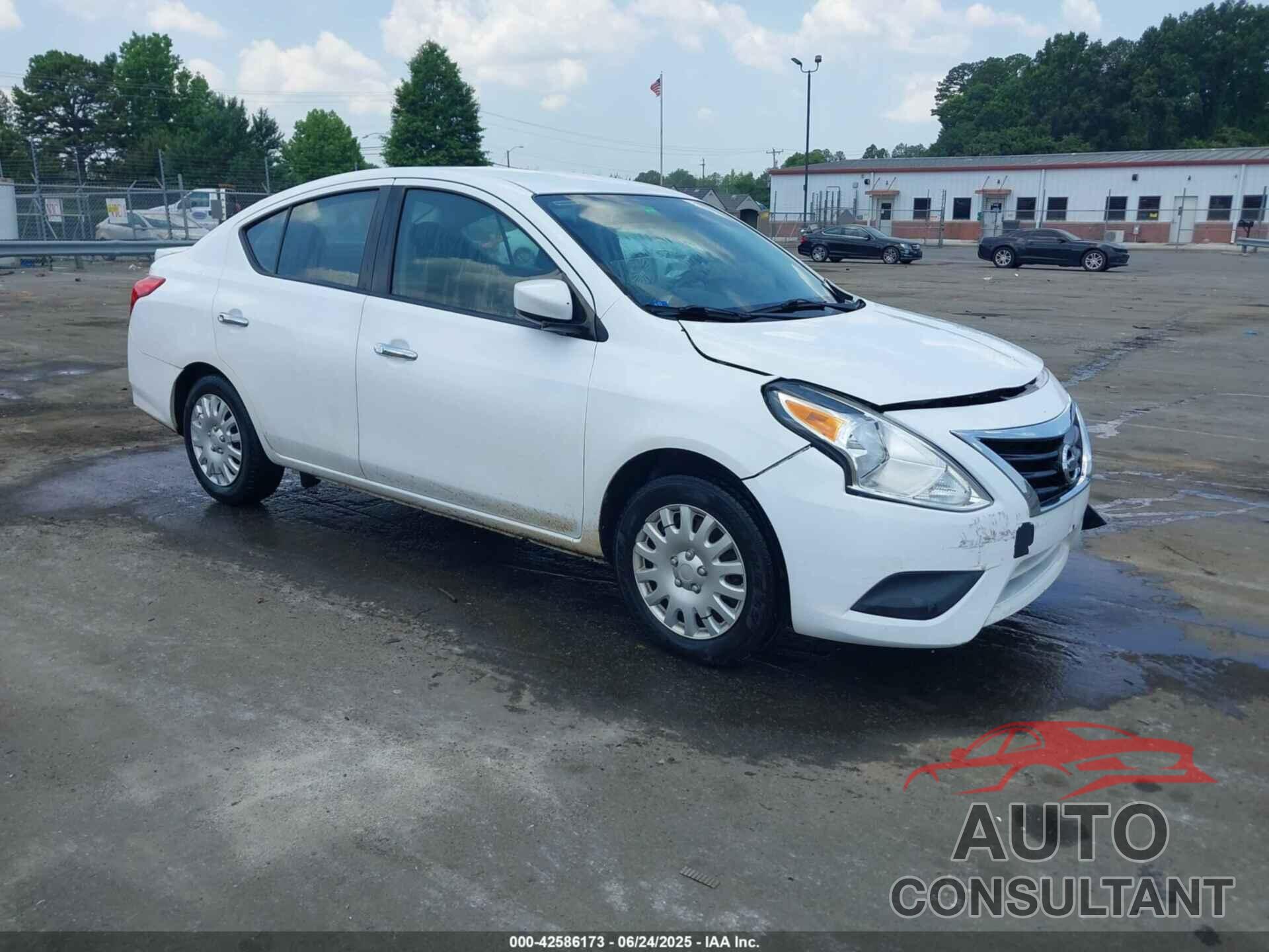 NISSAN VERSA 2019 - 3N1CN7AP4KL840164
