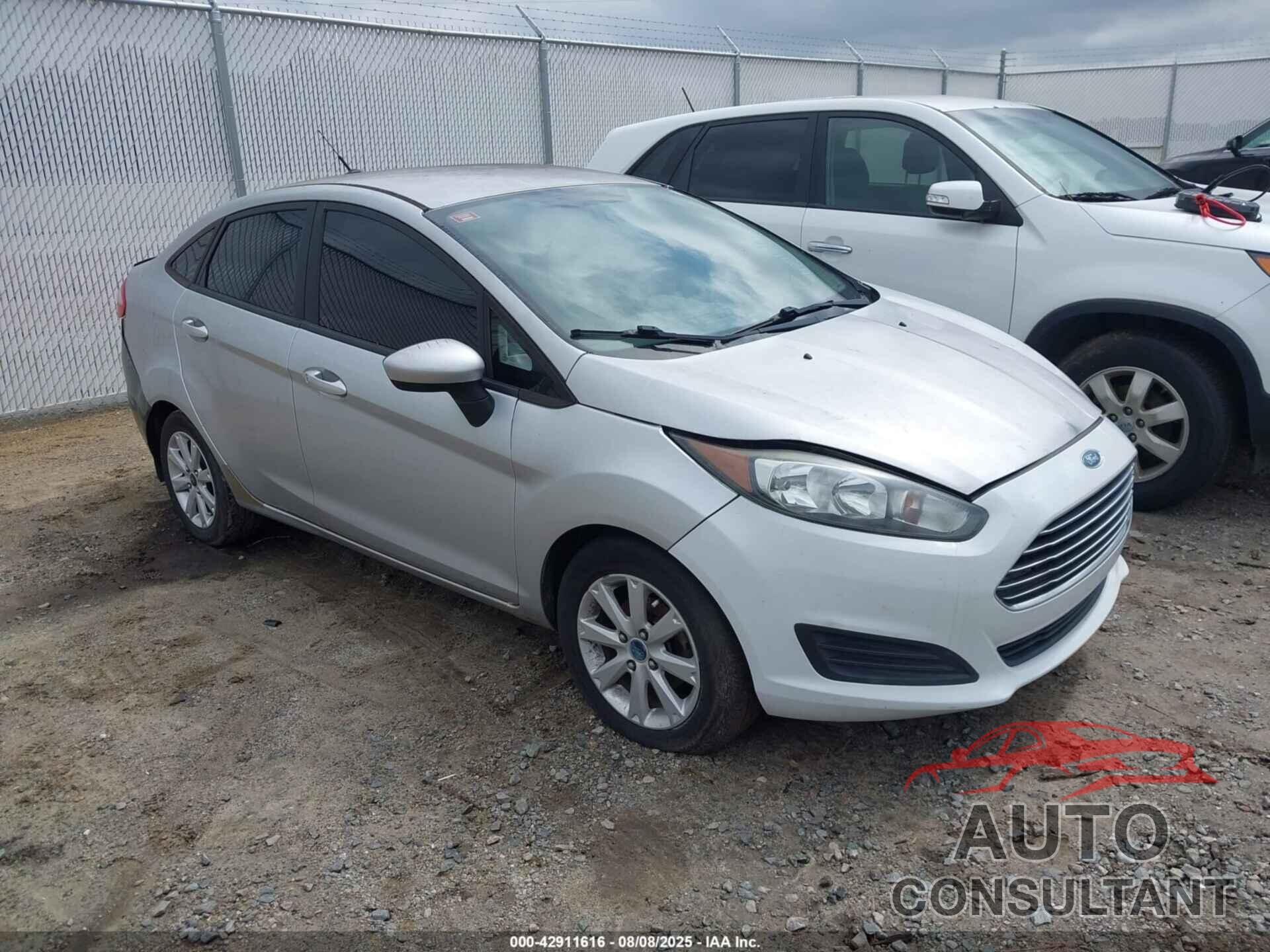 FORD FIESTA 2014 - 3FADP4AJ3EM194903