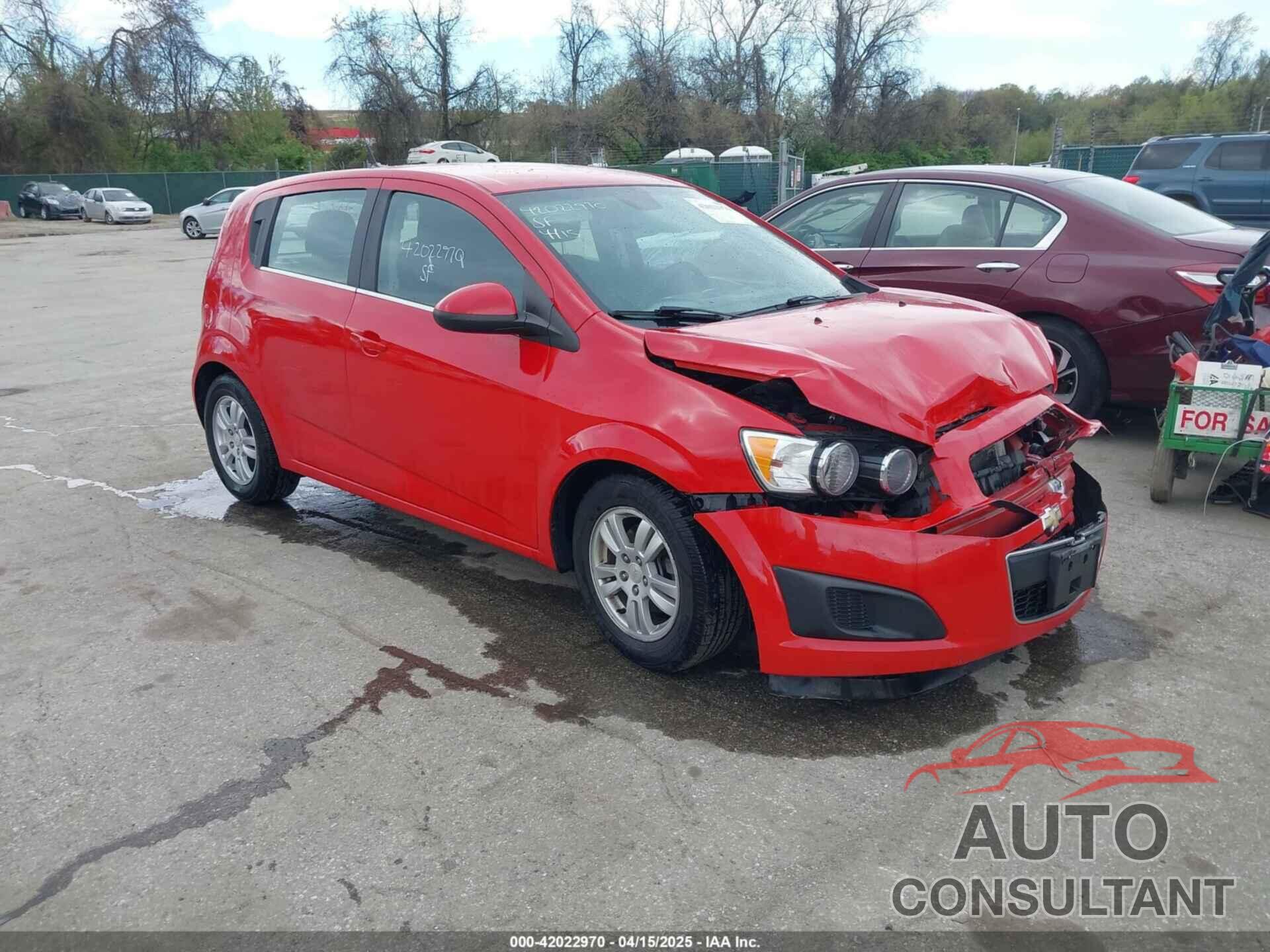 CHEVROLET SONIC 2012 - 1G1JC6SB1C4226485