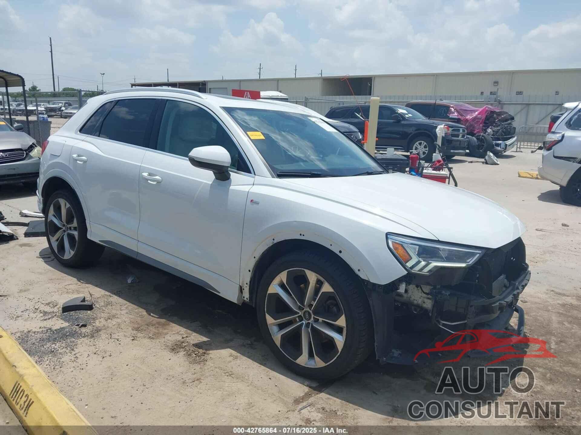 AUDI Q3 2020 - WA1EECF34L1115297