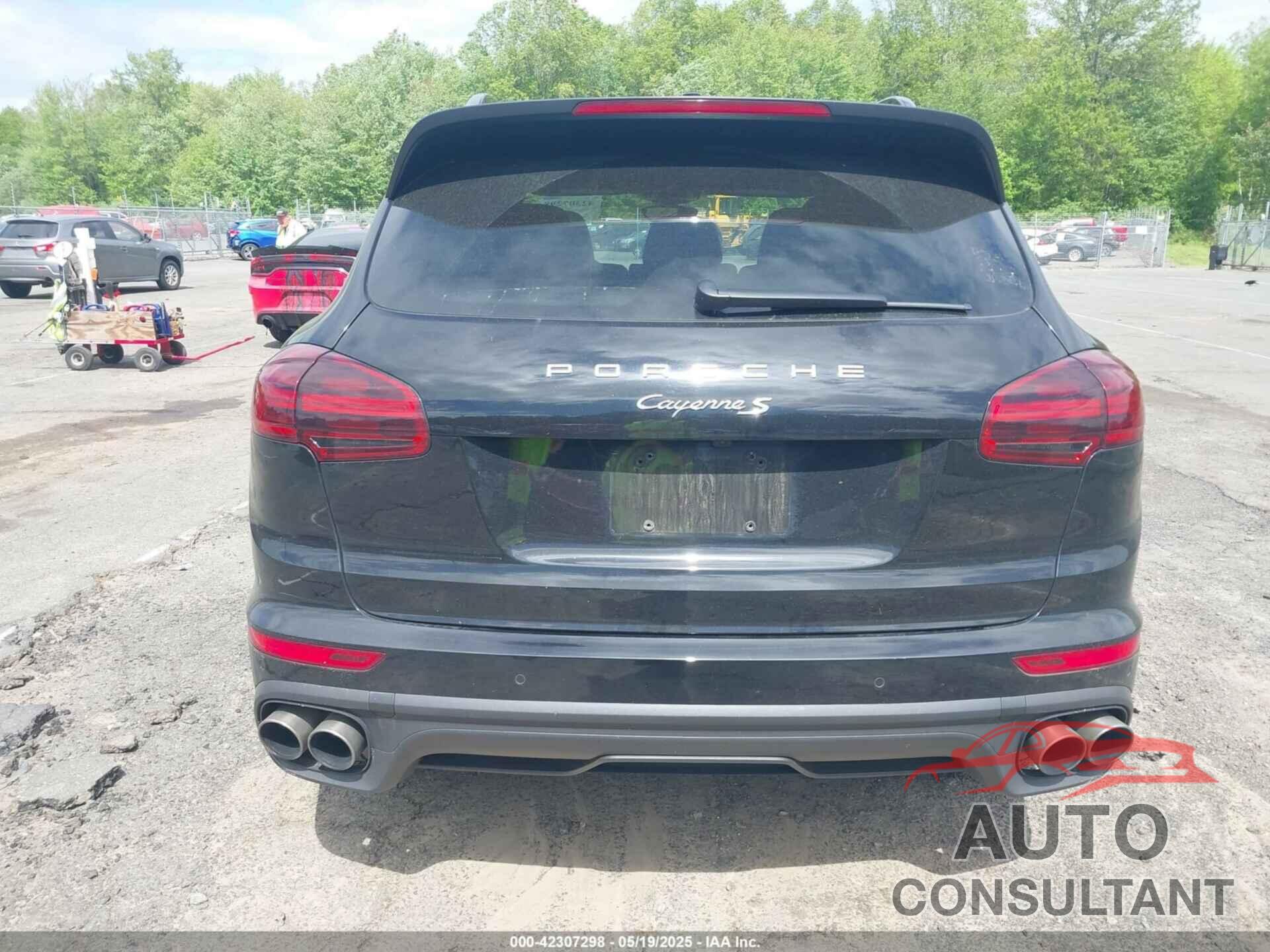 PORSCHE CAYENNE 2017 - WP1AB2A22HLA51972