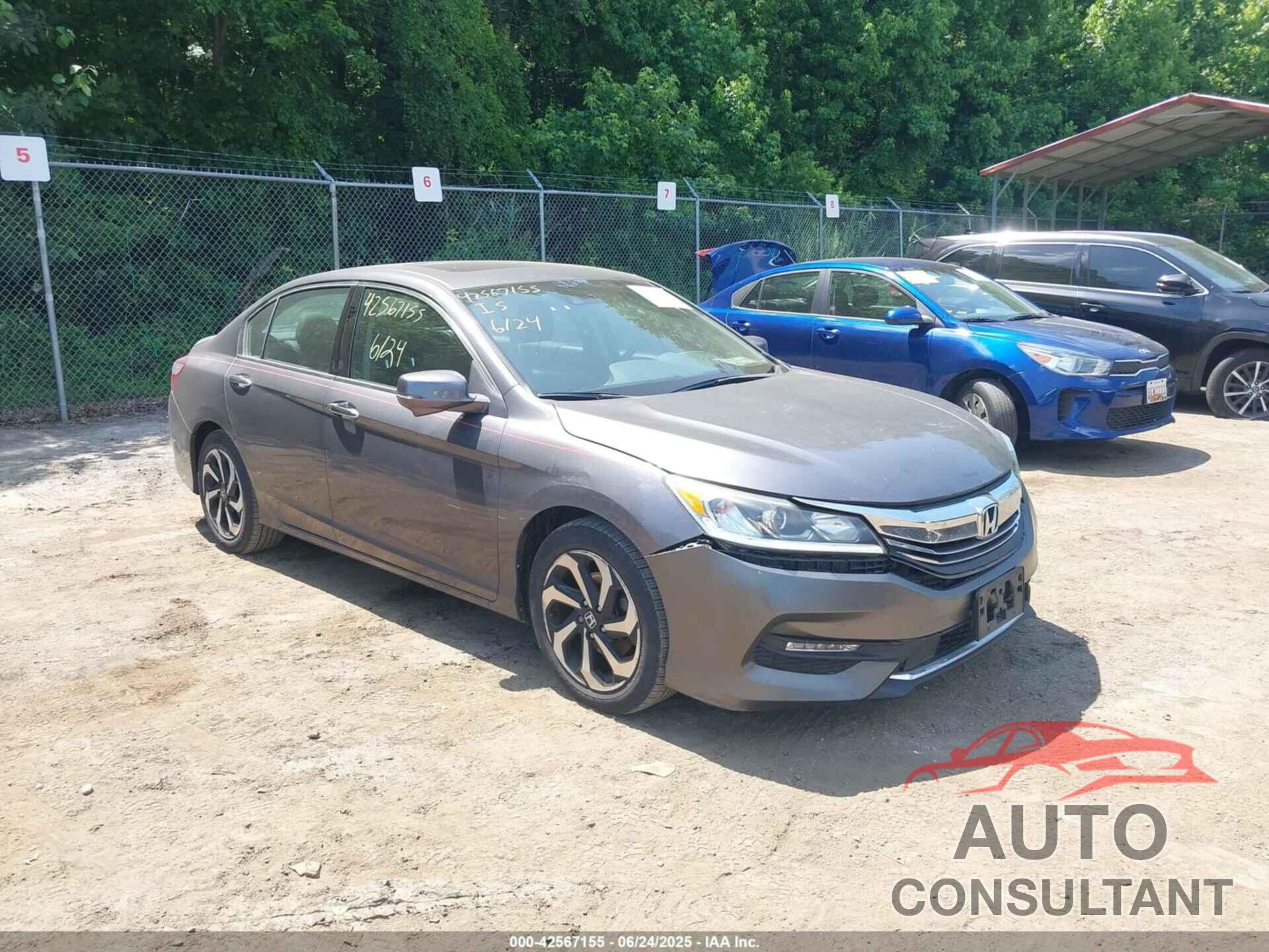 HONDA ACCORD 2017 - 1HGCR3F00HA006349