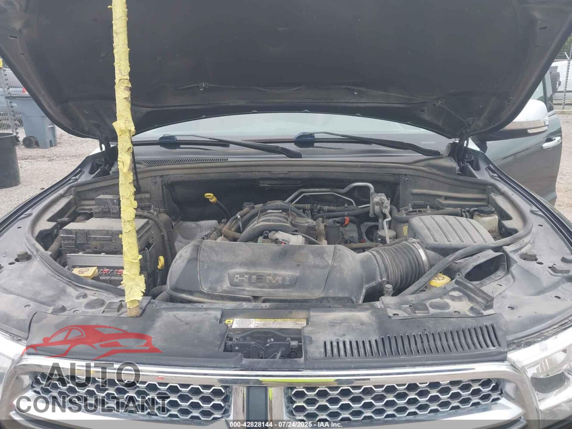 DODGE DURANGO 2013 - 1C4SDJET3DC563618