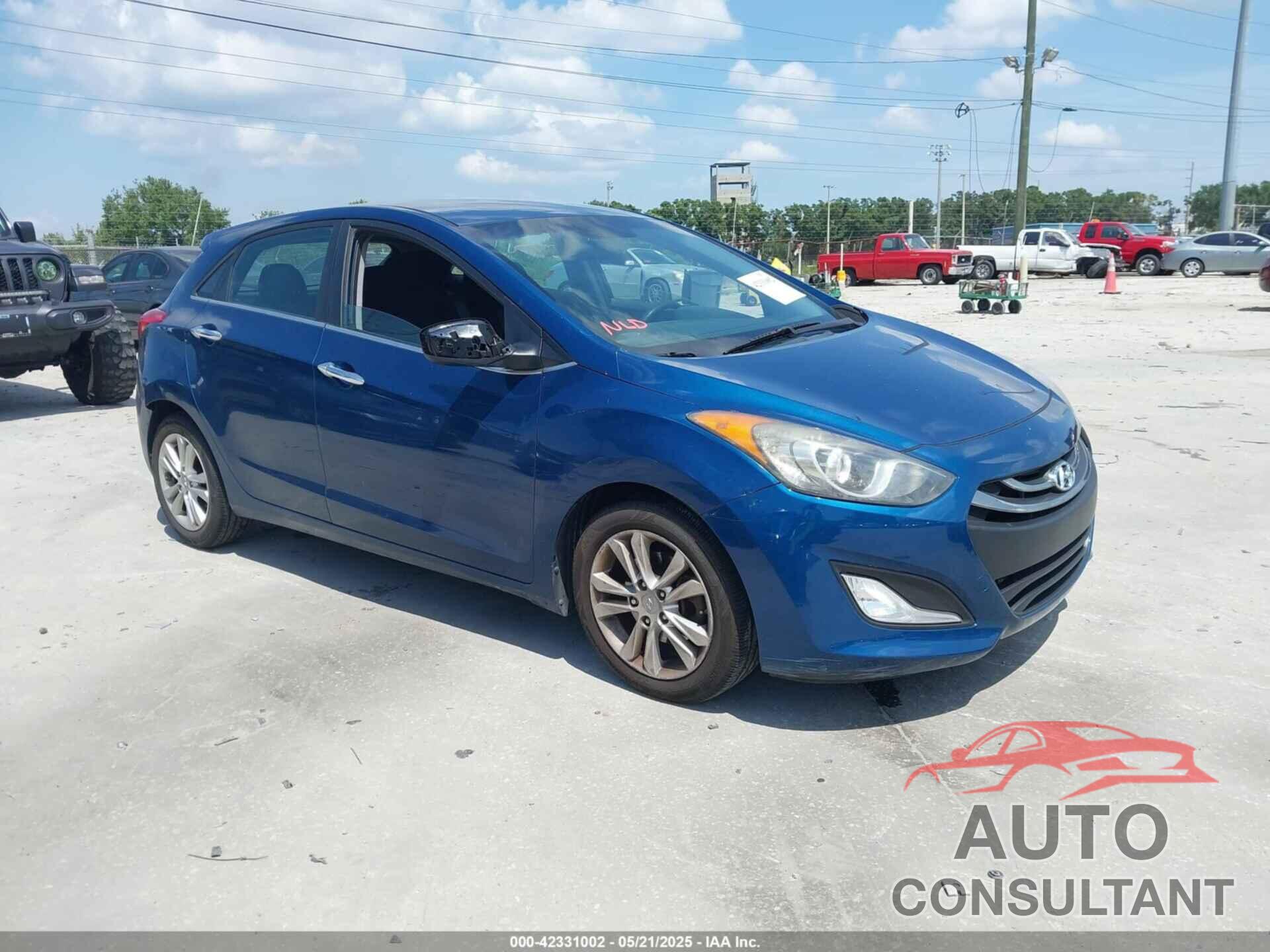 HYUNDAI ELANTRA GT 2014 - KMHD35LH0EU191986