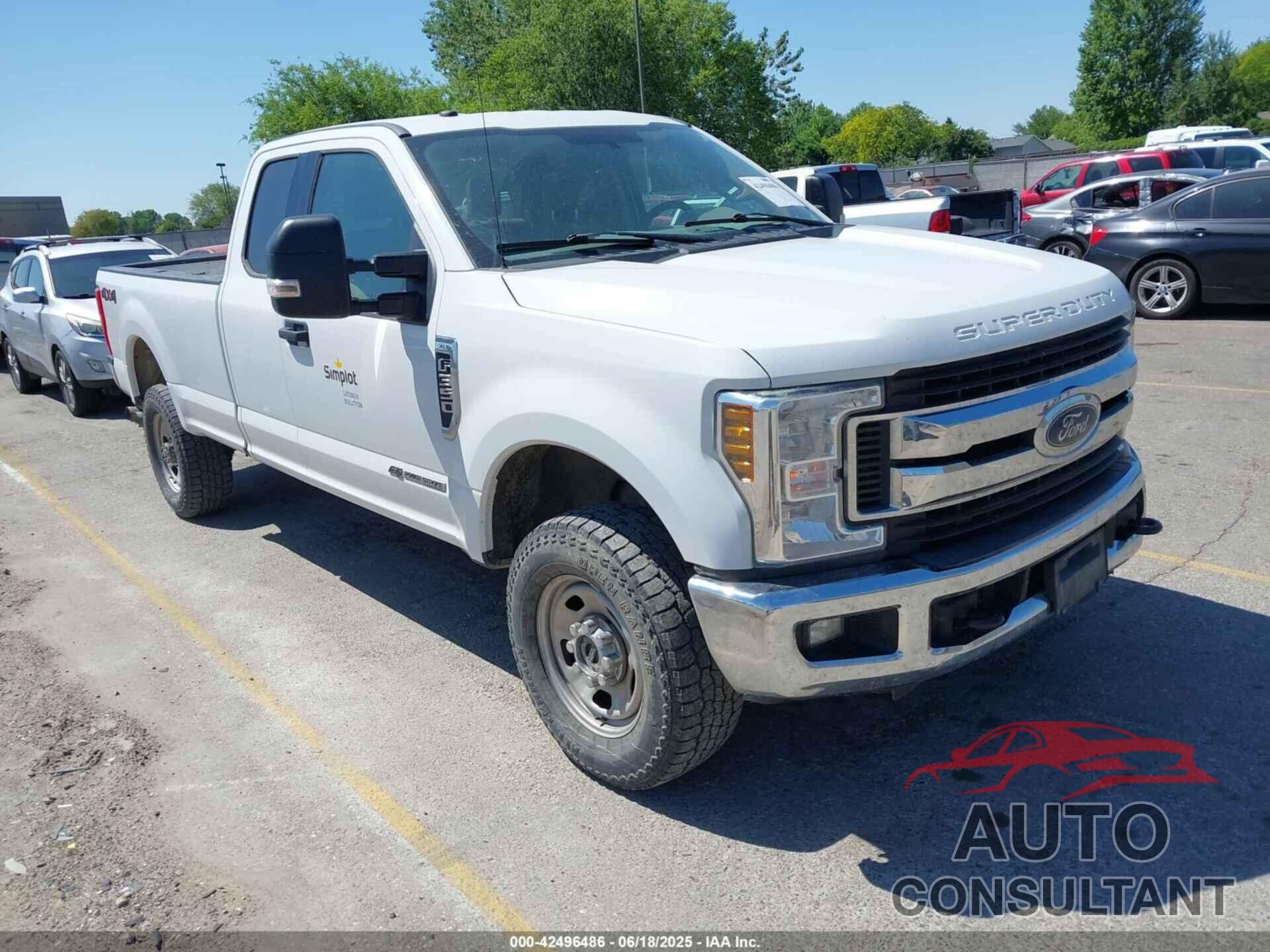 FORD F-350 2019 - 1FT8X3BT0KED71186
