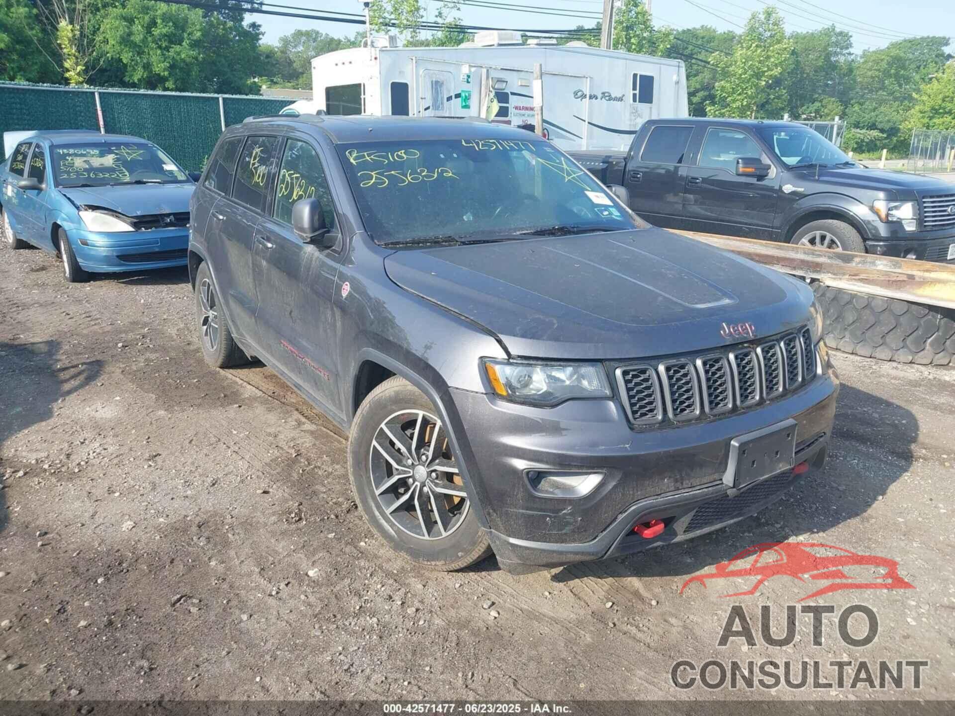 JEEP GRAND CHEROKEE 2018 - 1C4RJFLGXJC318238