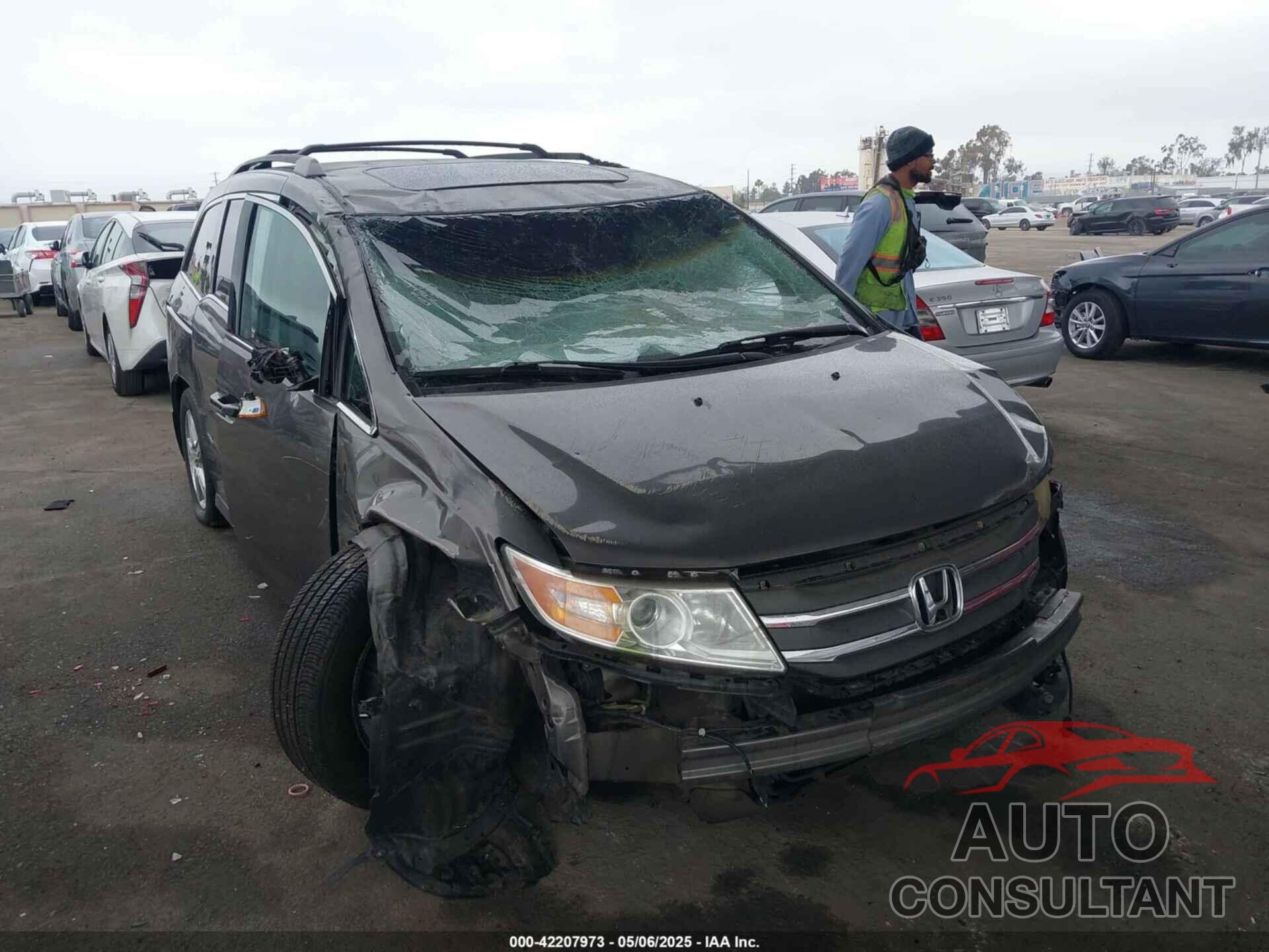 HONDA ODYSSEY 2011 - 5FNRL5H90BB045121