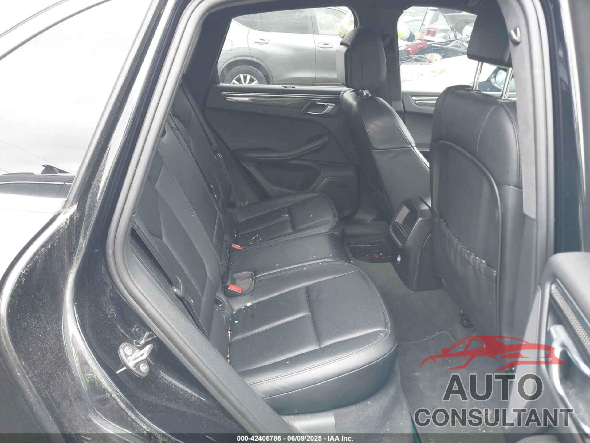 PORSCHE MACAN 2015 - WP1AF2A55FLB90120