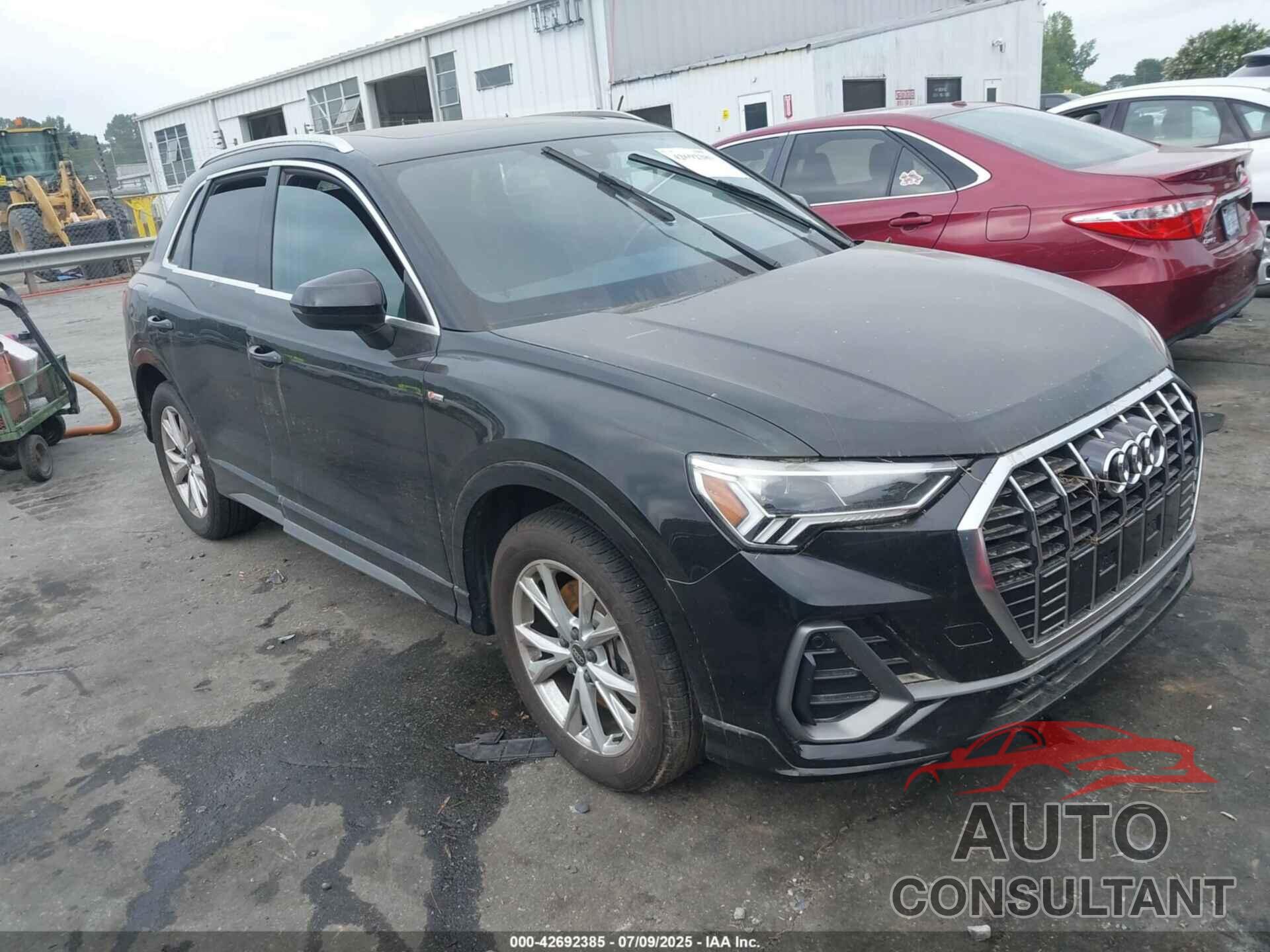AUDI Q3 2023 - WA1DECF37P1113691