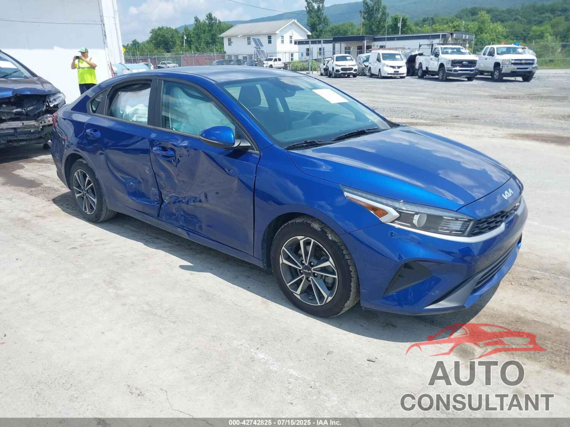KIA FORTE 2023 - 3KPF24ADXPE624256