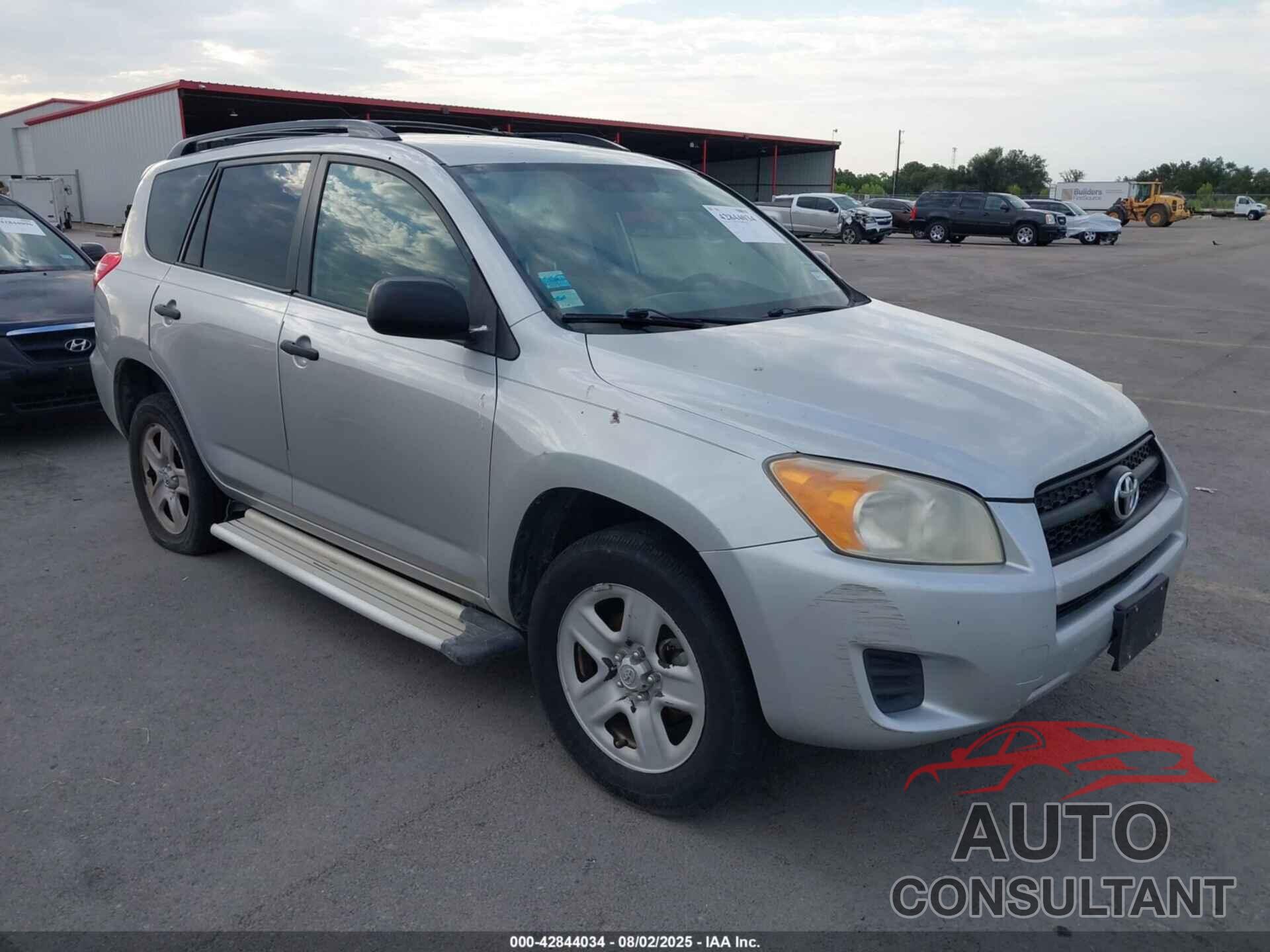 TOYOTA RAV4 2011 - 2T3KF4DV0BW069824