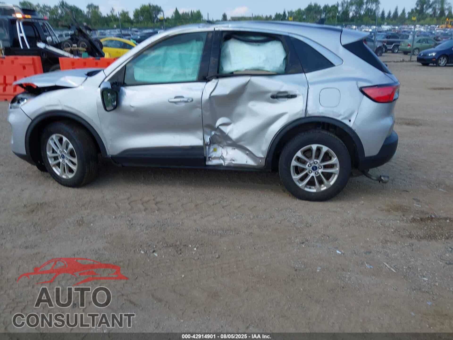 FORD ESCAPE 2020 - 1FMCU9G61LUA08701