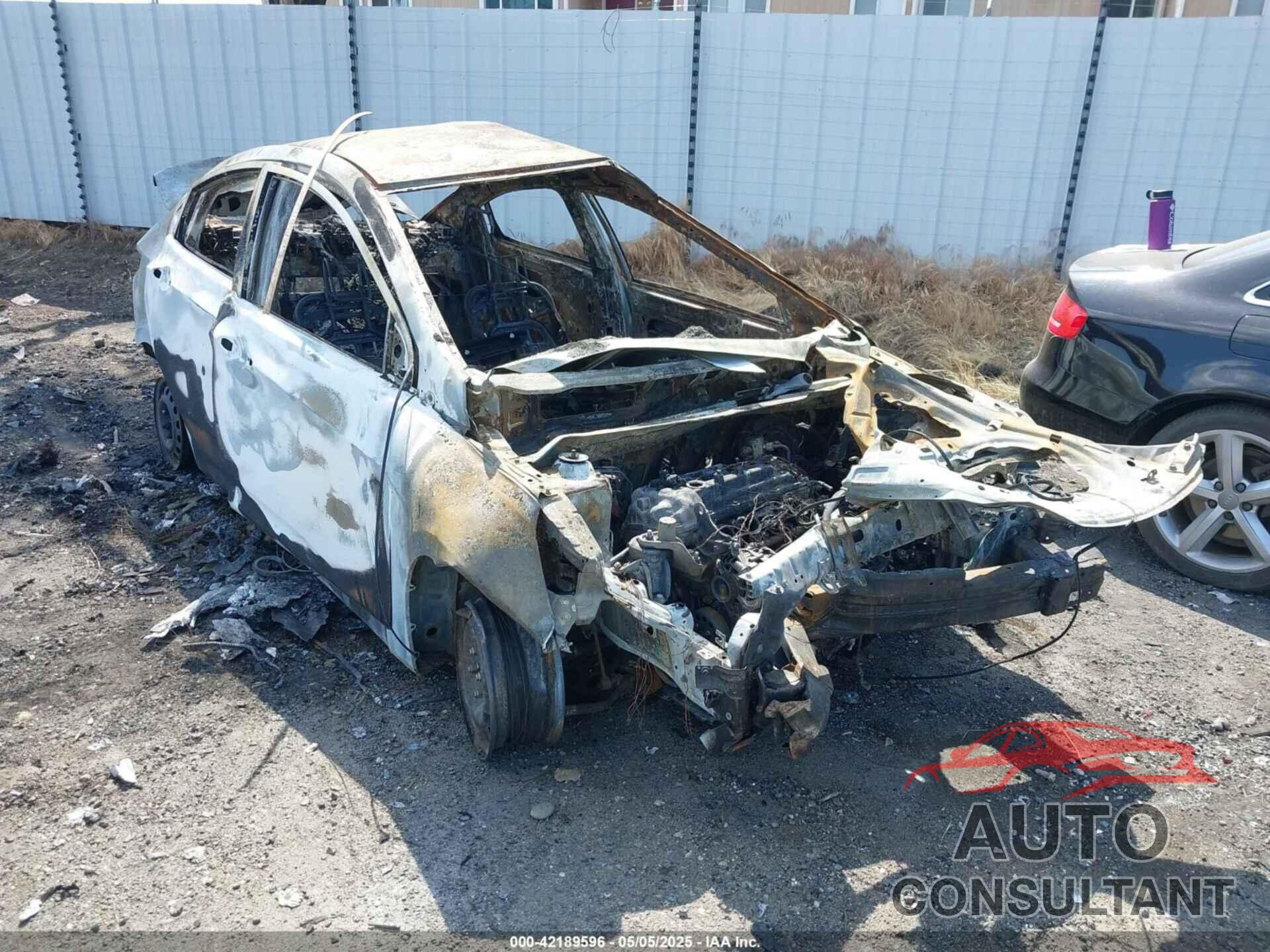 HYUNDAI ACCENT 2016 - KMHCT4AEXGU044009