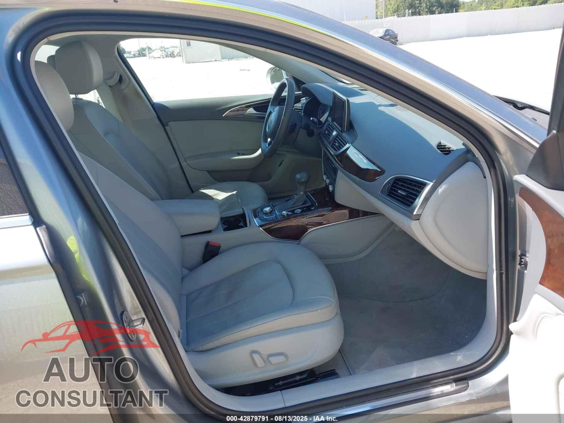 AUDI A6 2012 - WAUDFAFC1CN176096