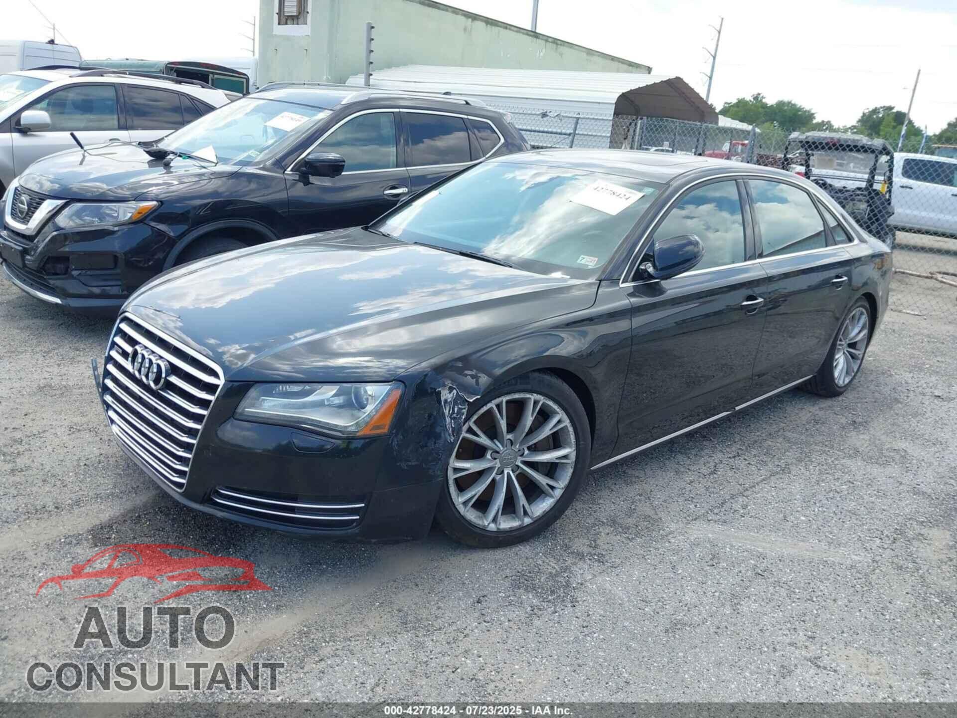 AUDI A8 L 2012 - WAURVAFD2CN002071